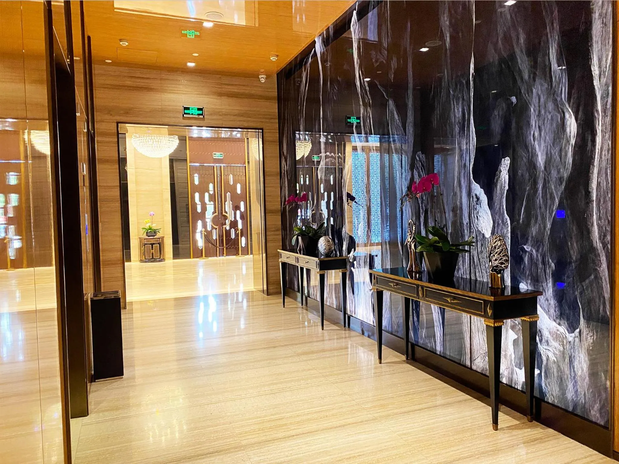 Lobby or reception in Yinchuan Xifujing Hotel