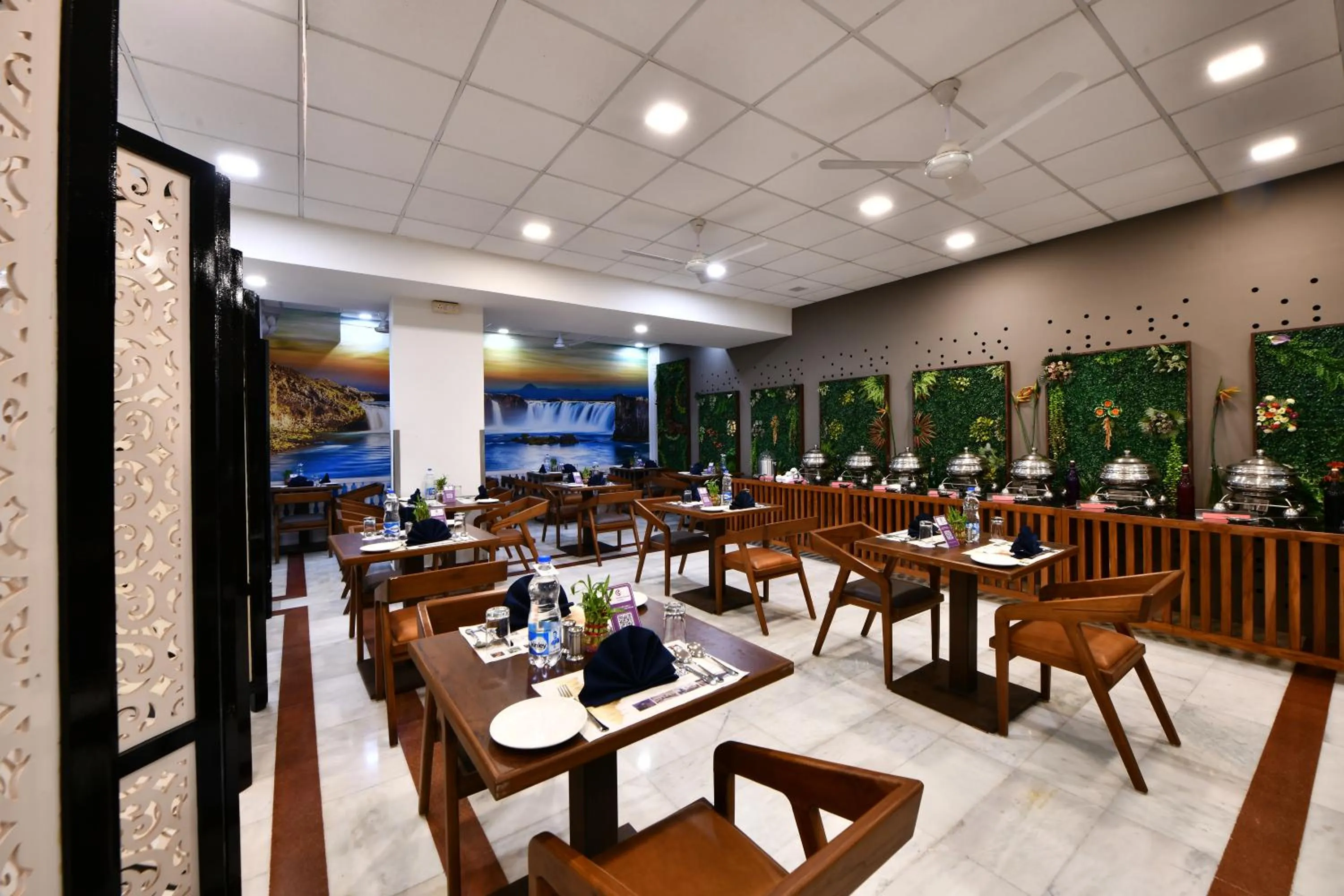 Restaurant/places to eat in Click White House Residency, Vadodara