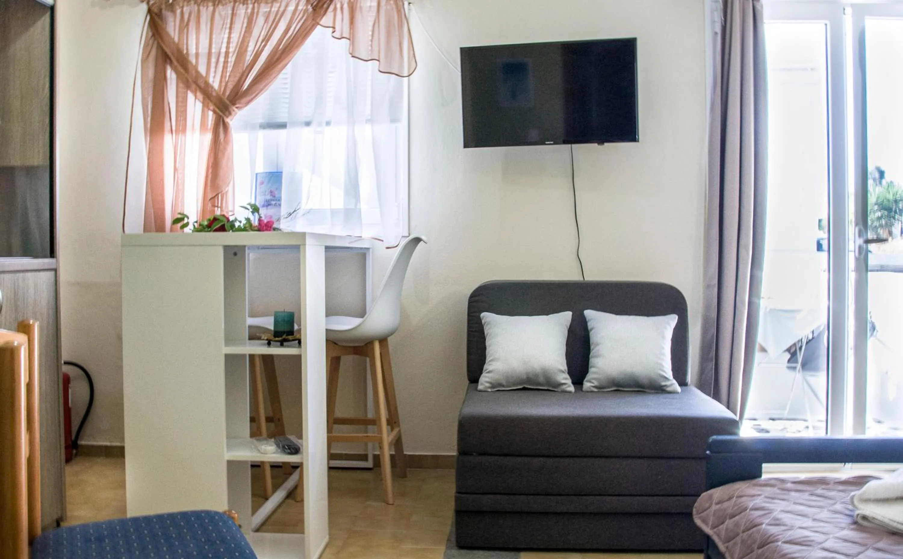 Bed in Christina Rooms