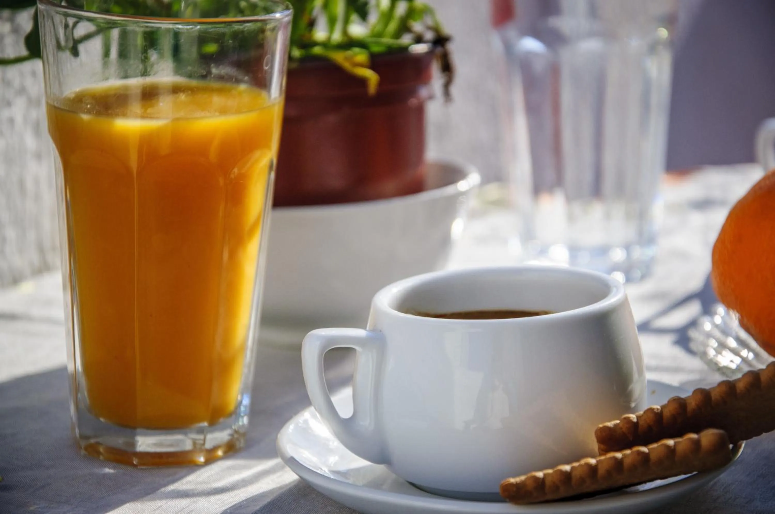 Food and drinks in Christina Rooms