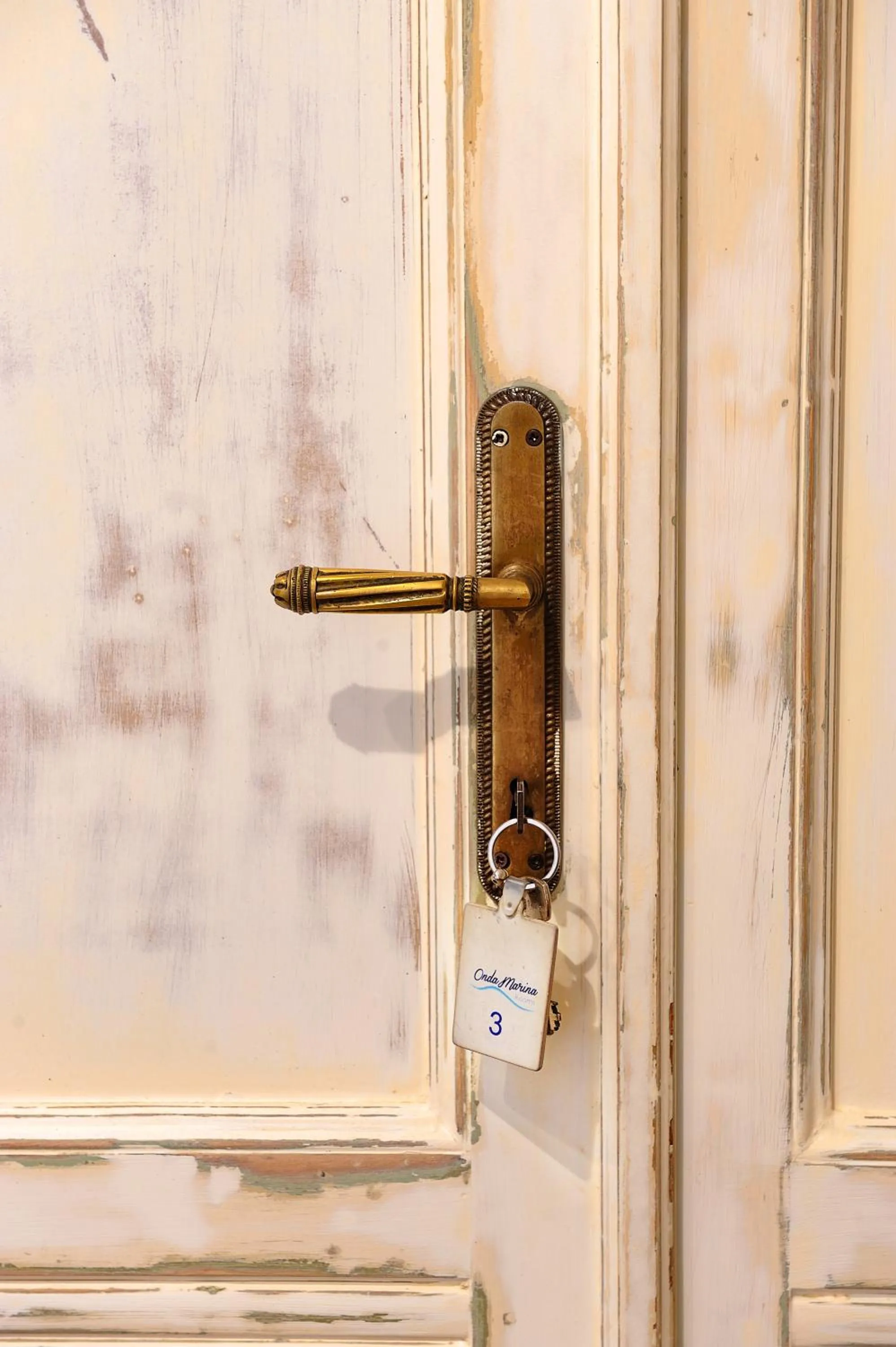Shower in Onda Marina Rooms