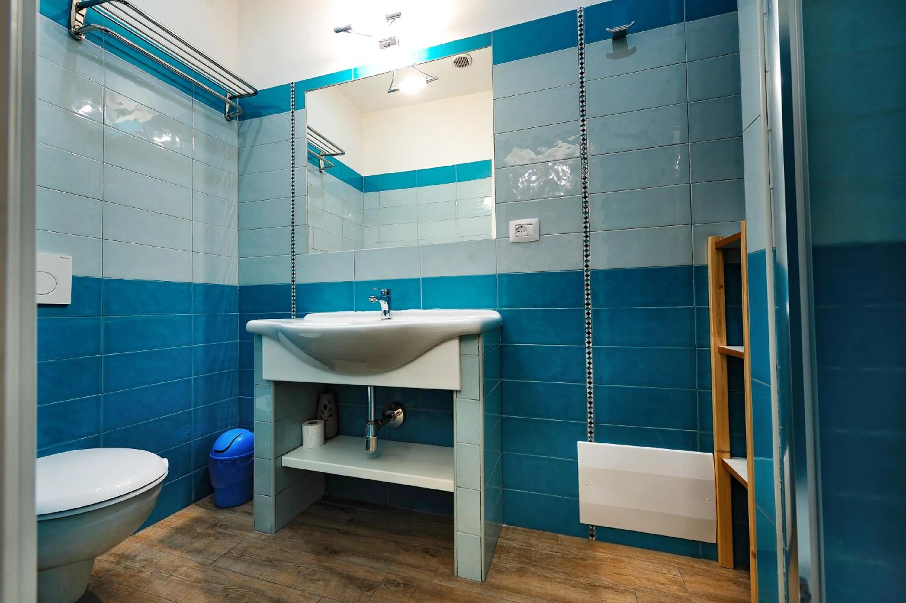 Shower in Onda Marina Rooms