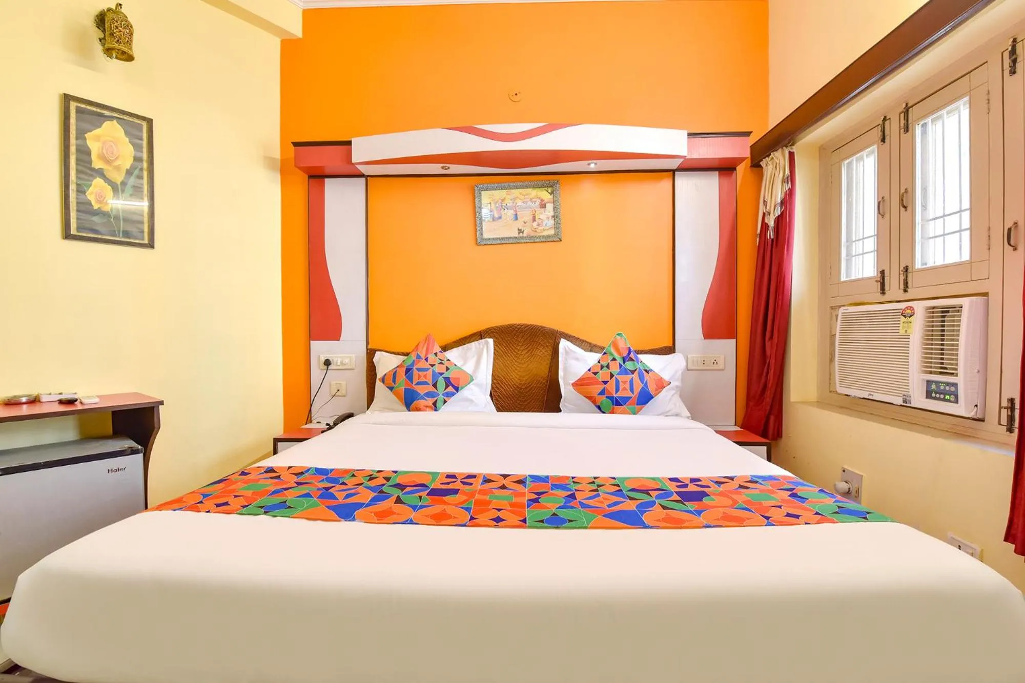 FabHotel Rajlaxmi Palace - Ashok Vihar Metro Station