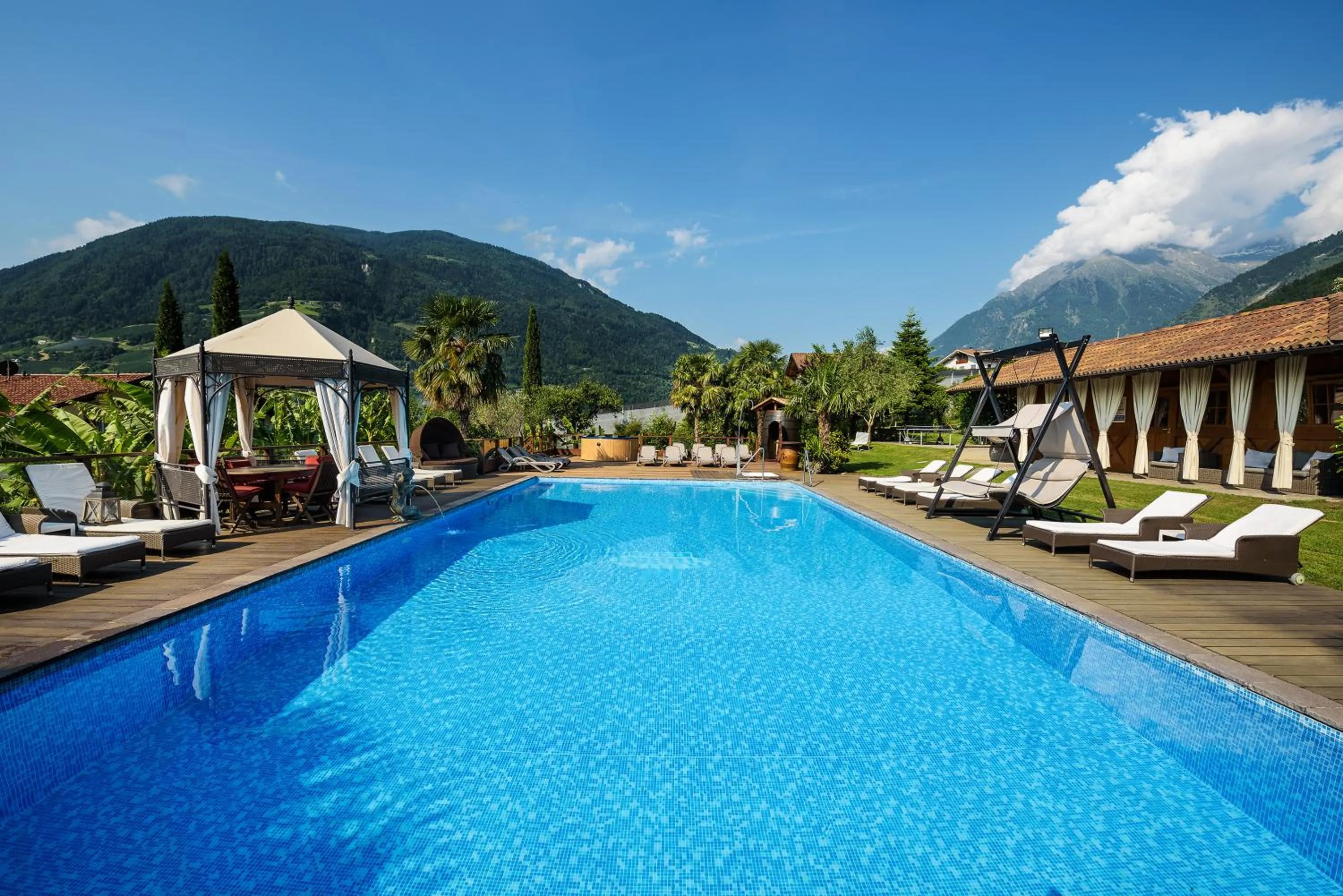 Swimming pool in Ruster Resort