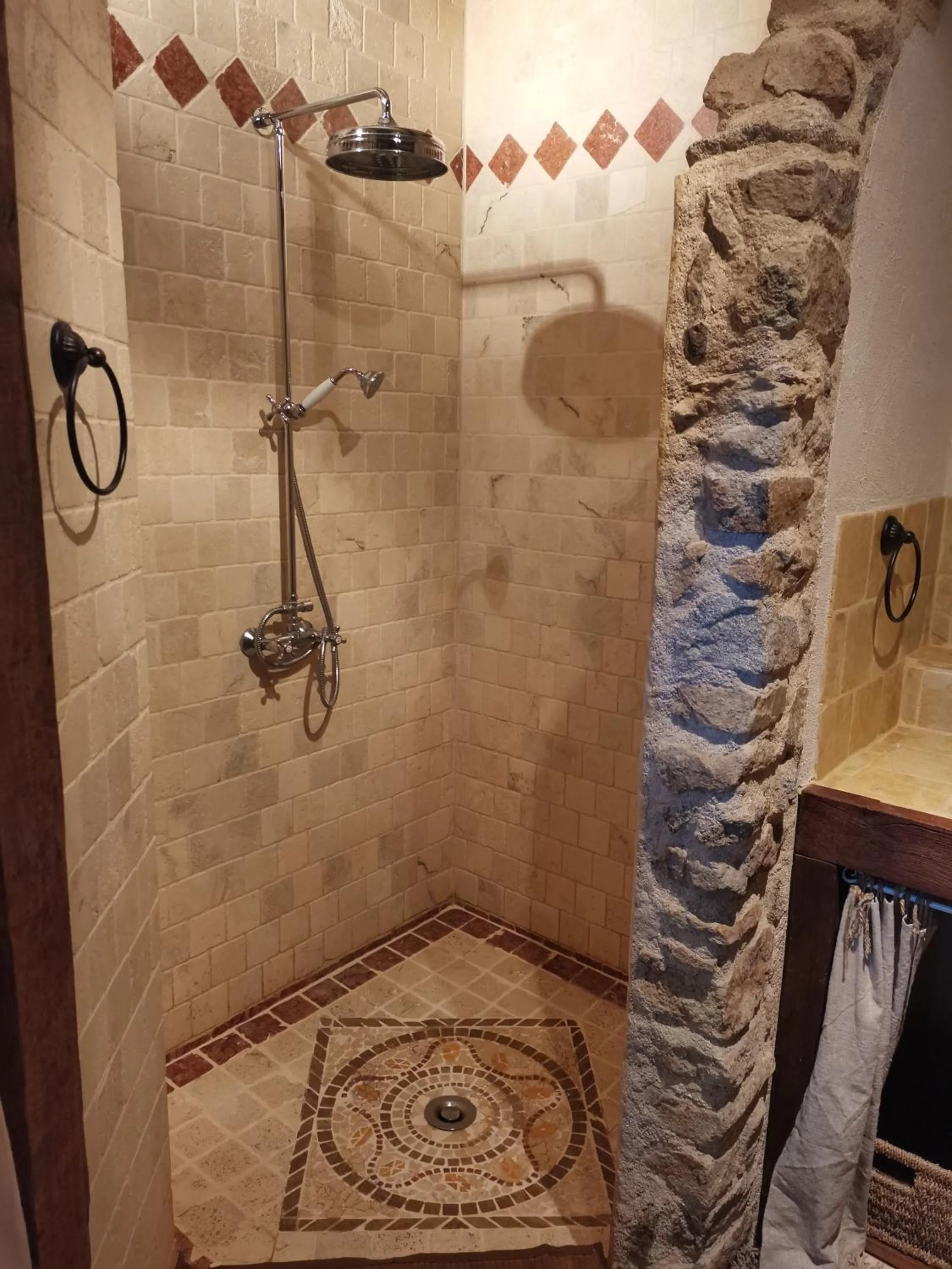Shower in Domaine des Maillets