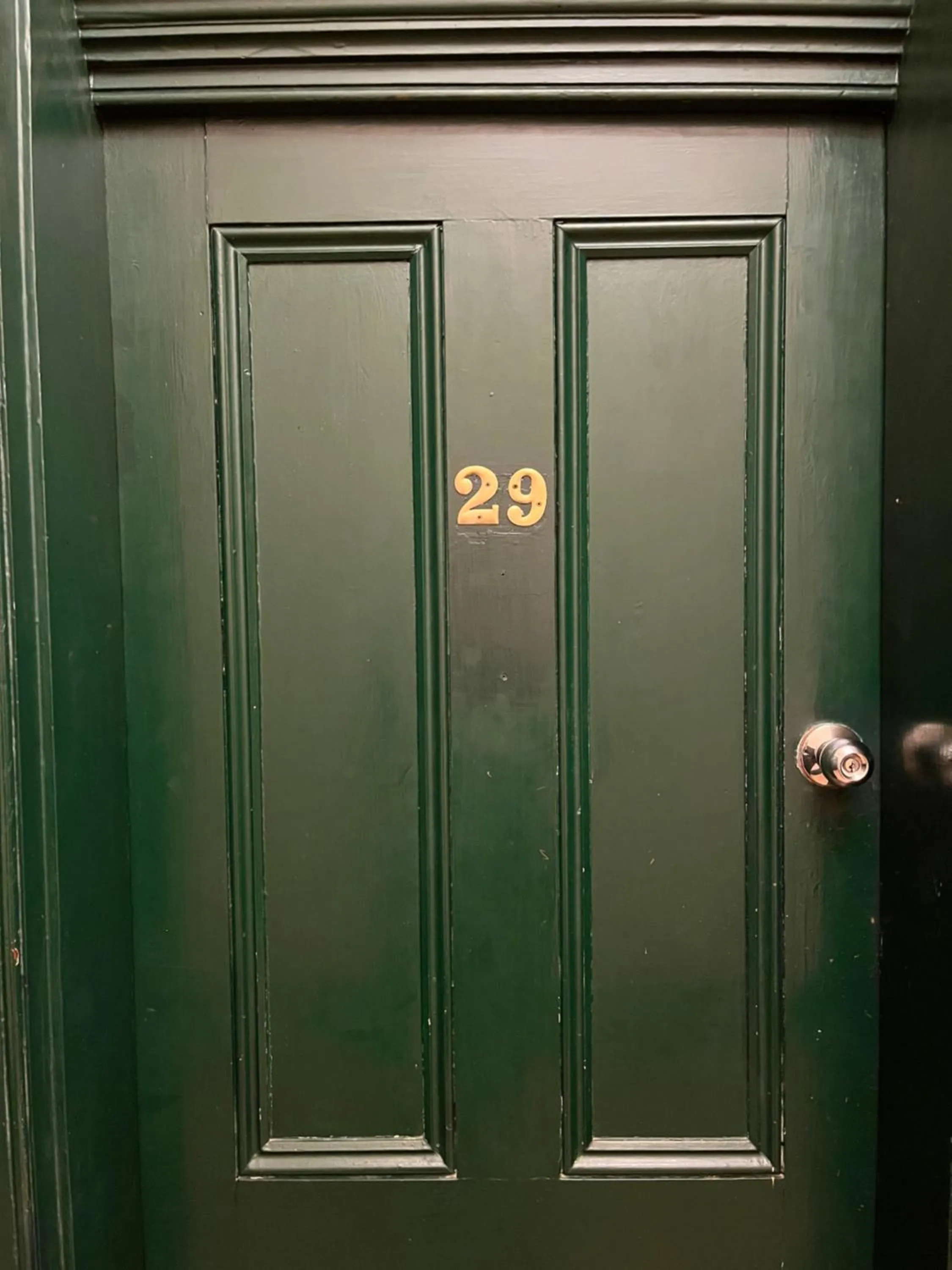 Property building in Airlie House Motor Inn