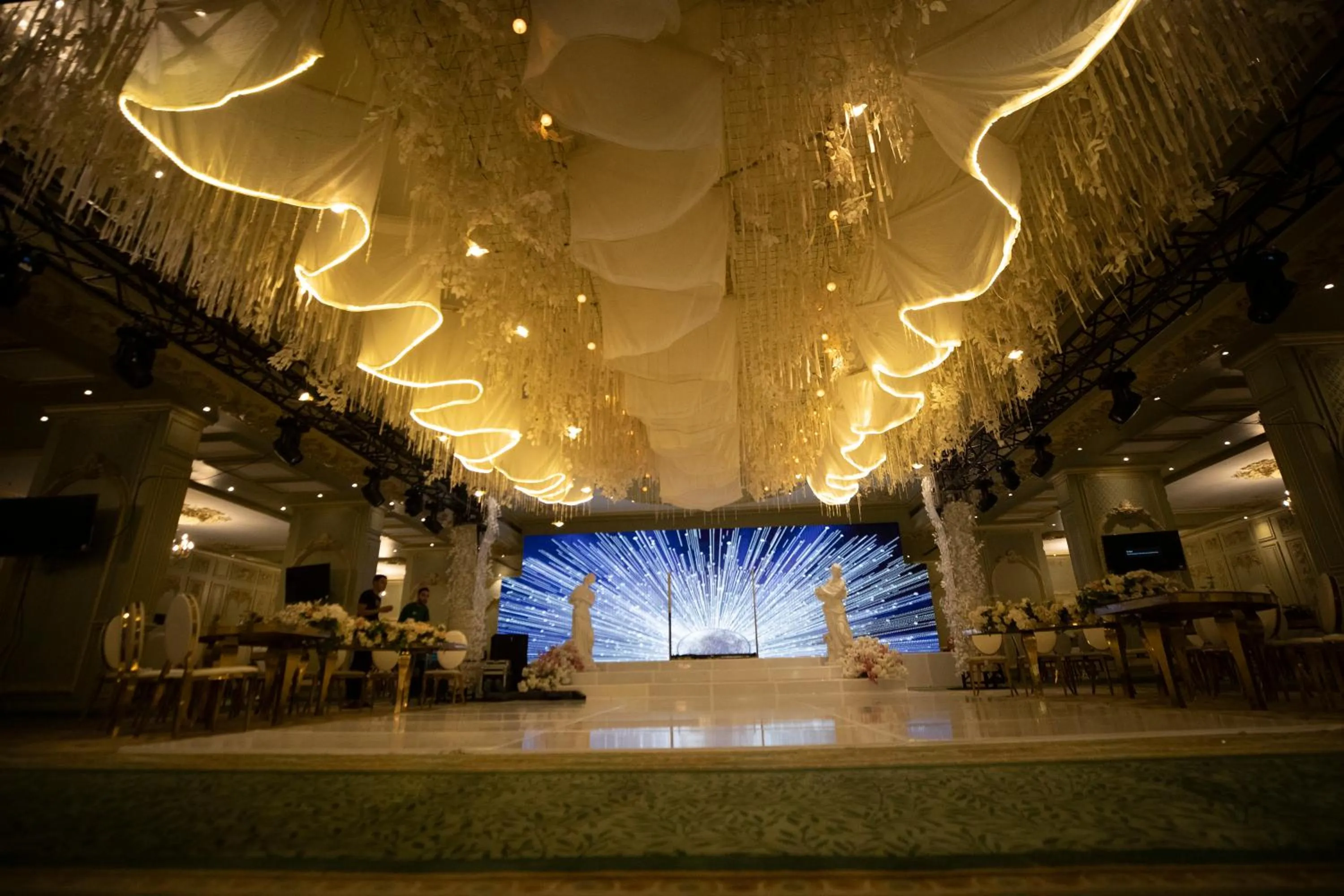 wedding in Oriental grand Plaza