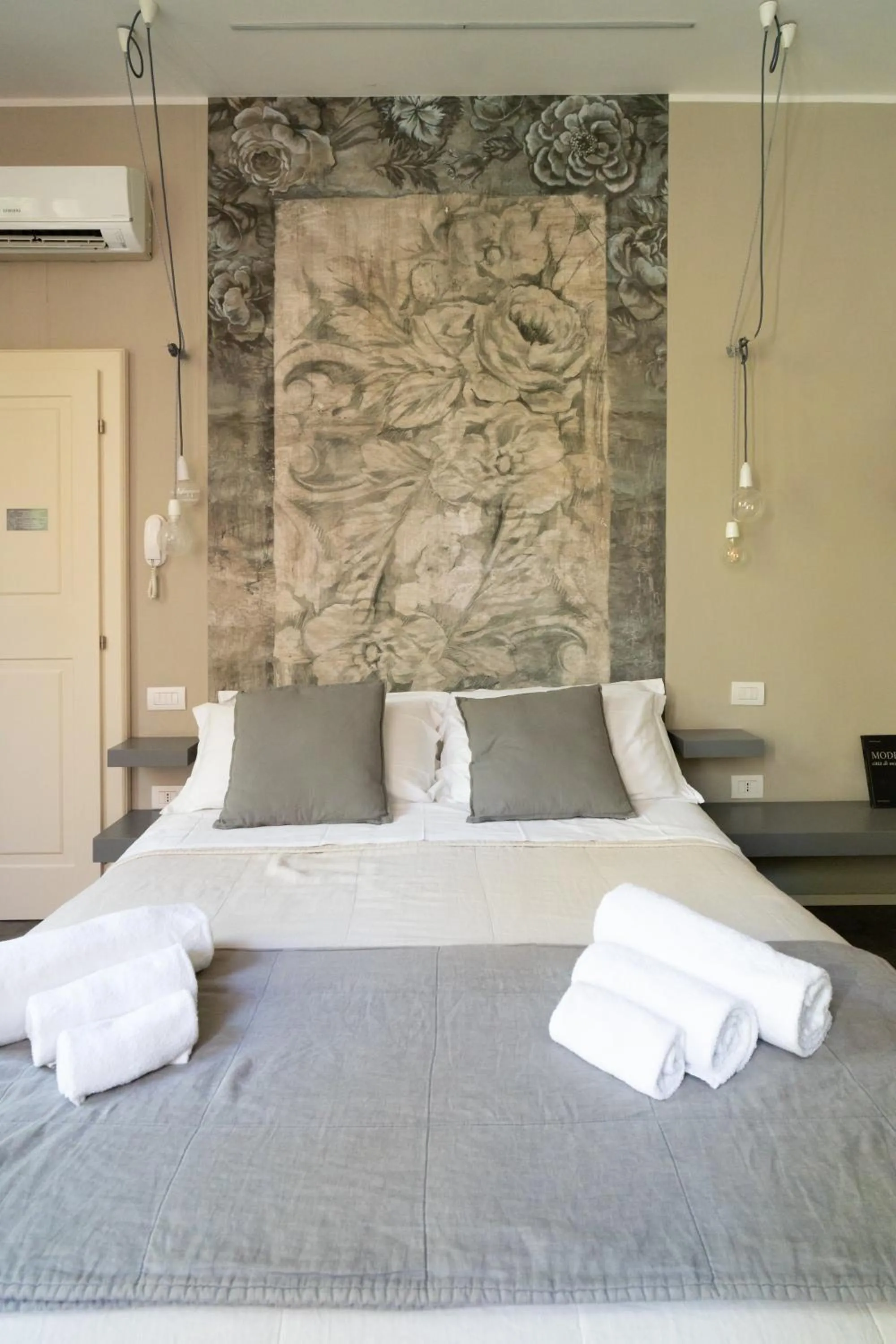 Bed in Vittorio Veneto 25