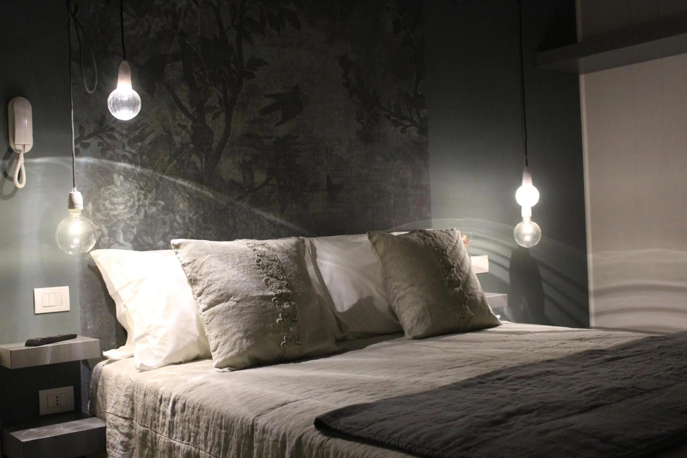 Decorative detail, Bed in Vittorio Veneto 25