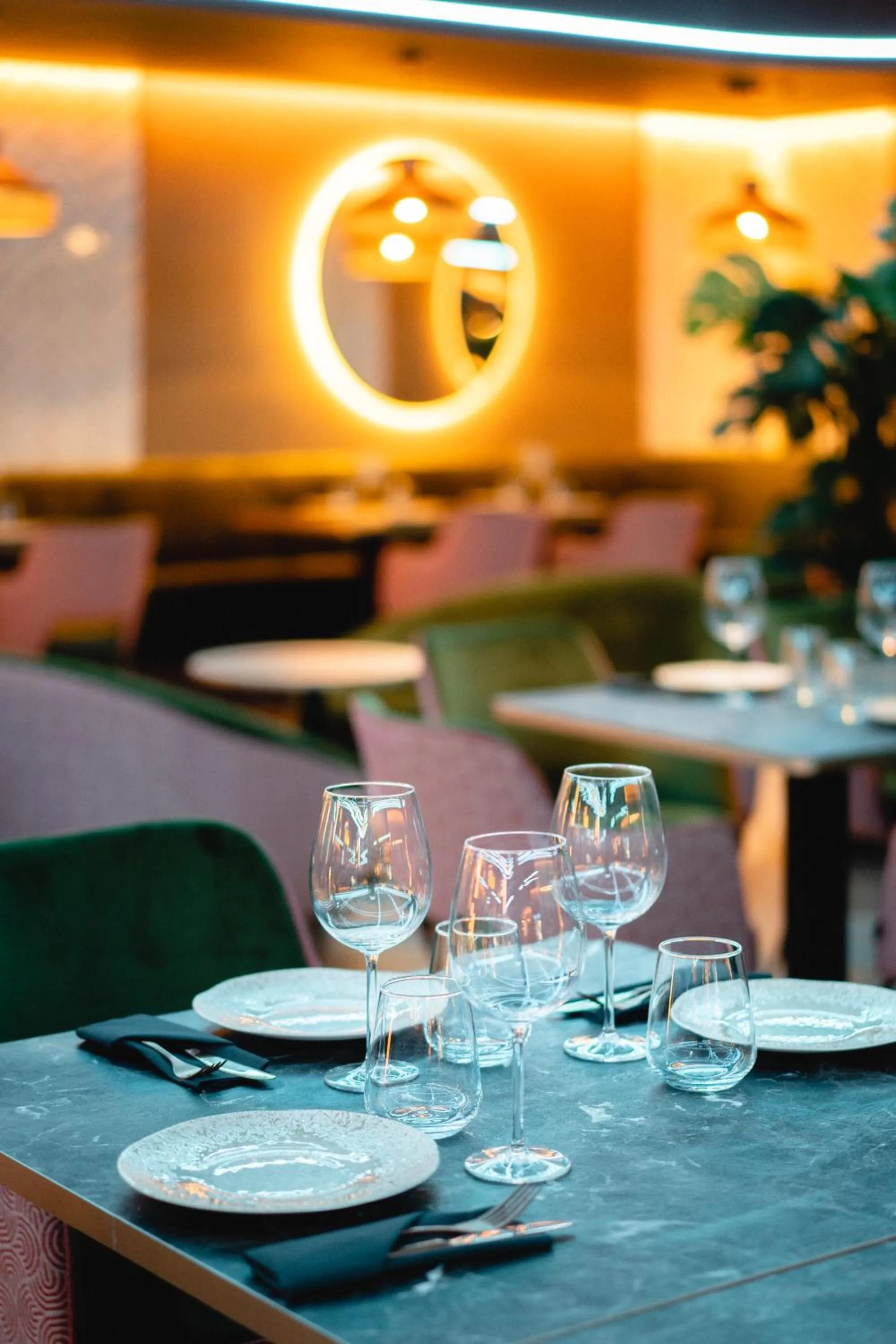 Restaurant/places to eat in Hotel Primavera Park