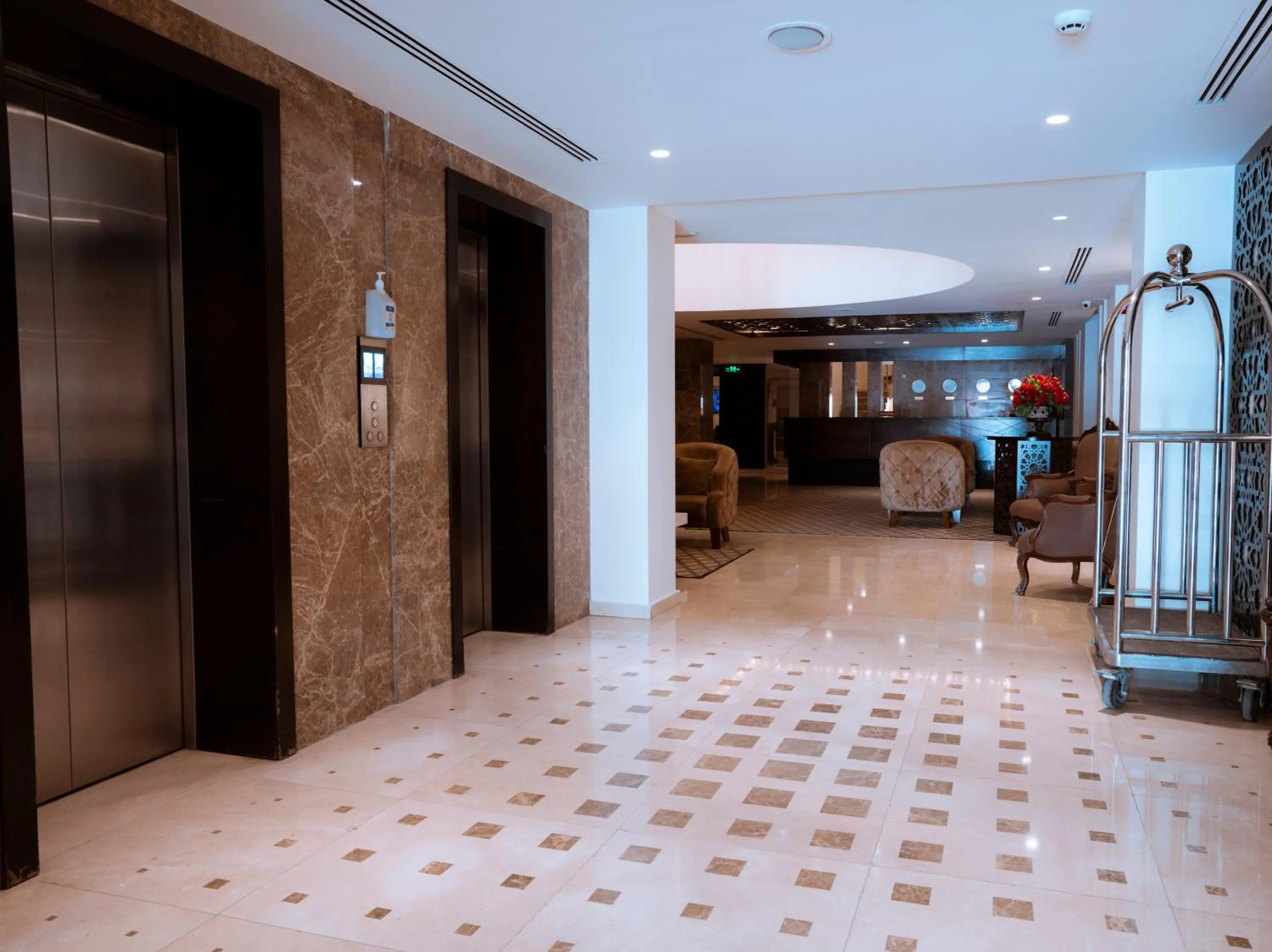 elevator in Rawa Luxury Hotel Suites