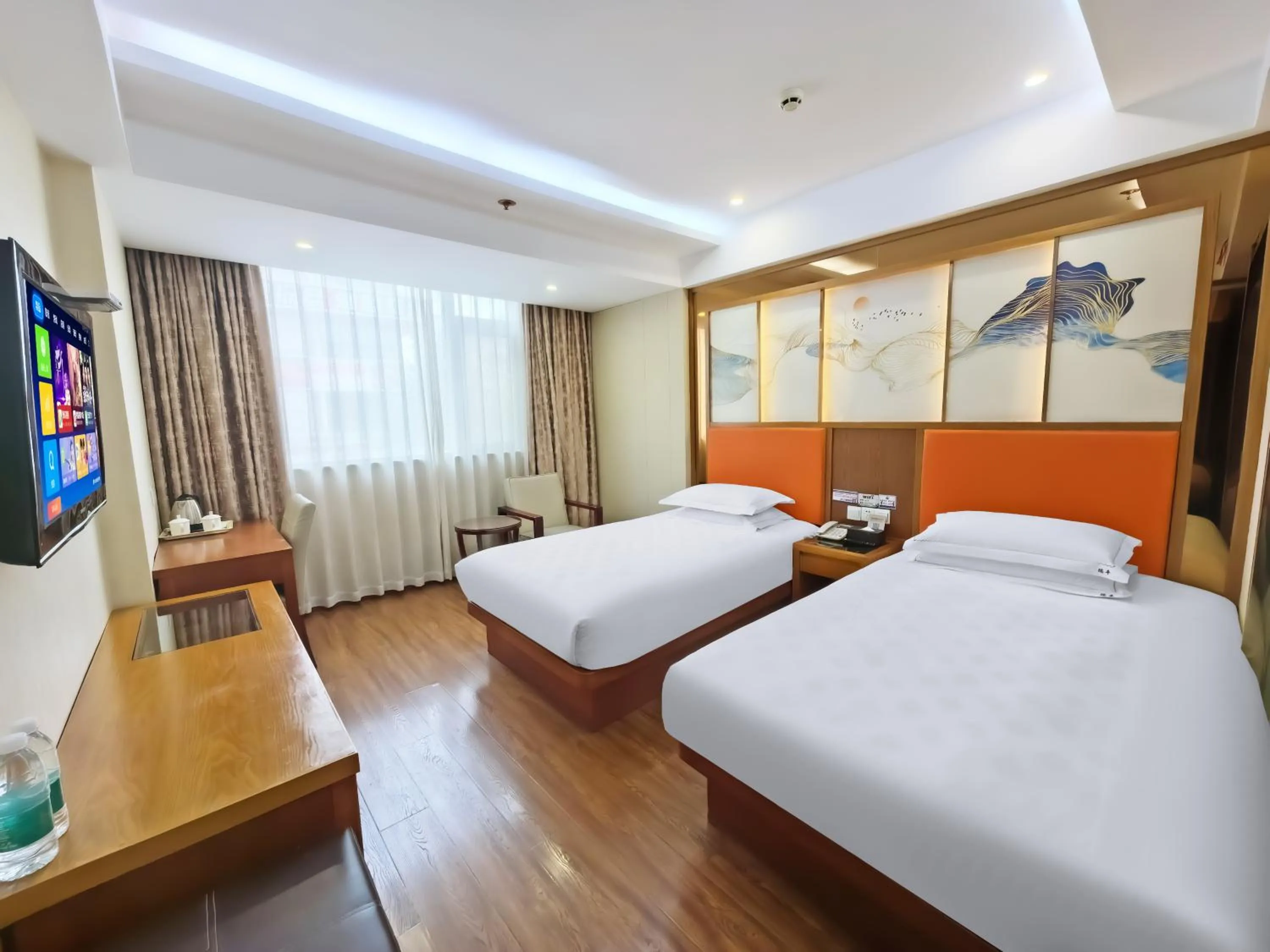 Bedroom, Bed in Yiwu Ruifeng Hotel