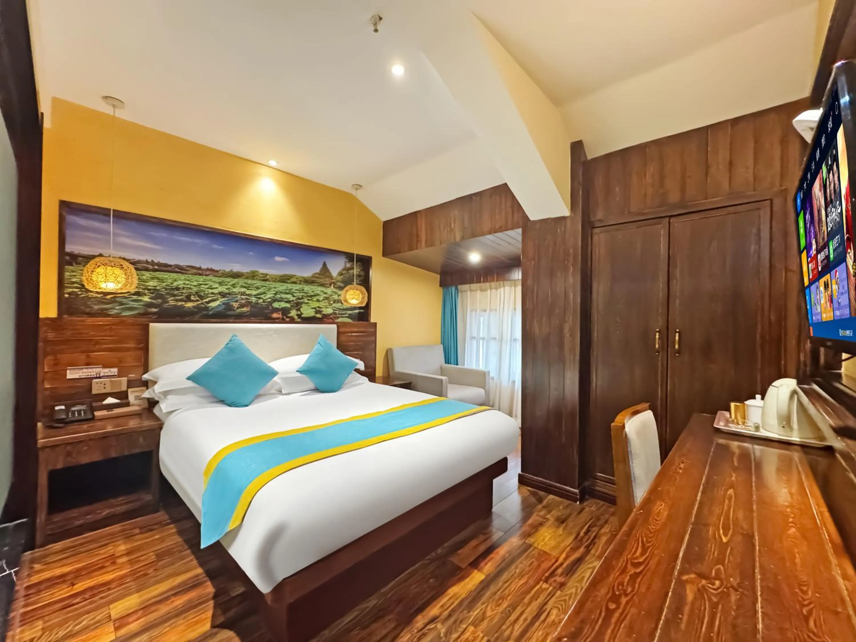 Bedroom, Bed in Yiwu Ruifeng Hotel