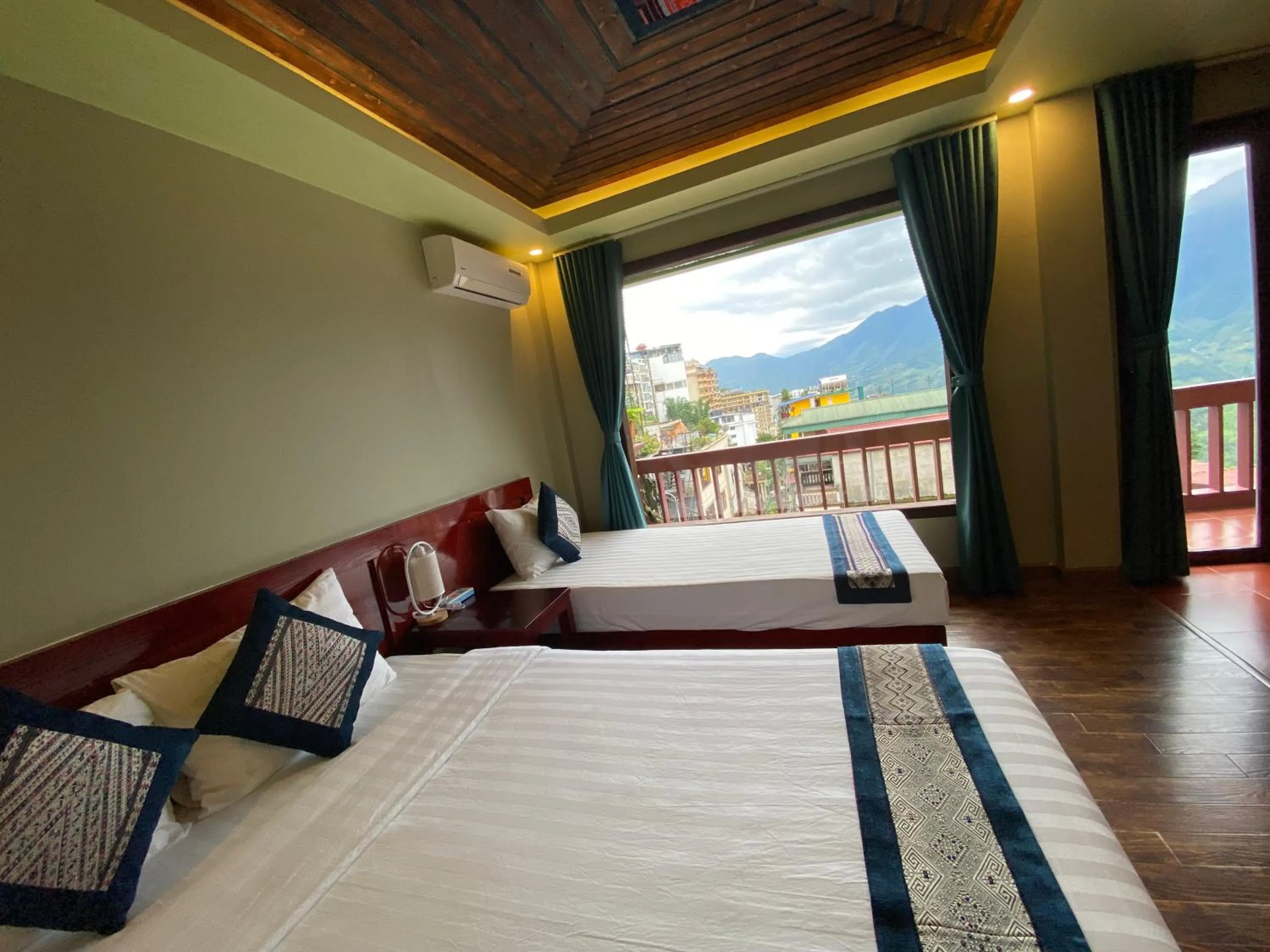 Bed in Botanic Sapa Hotel