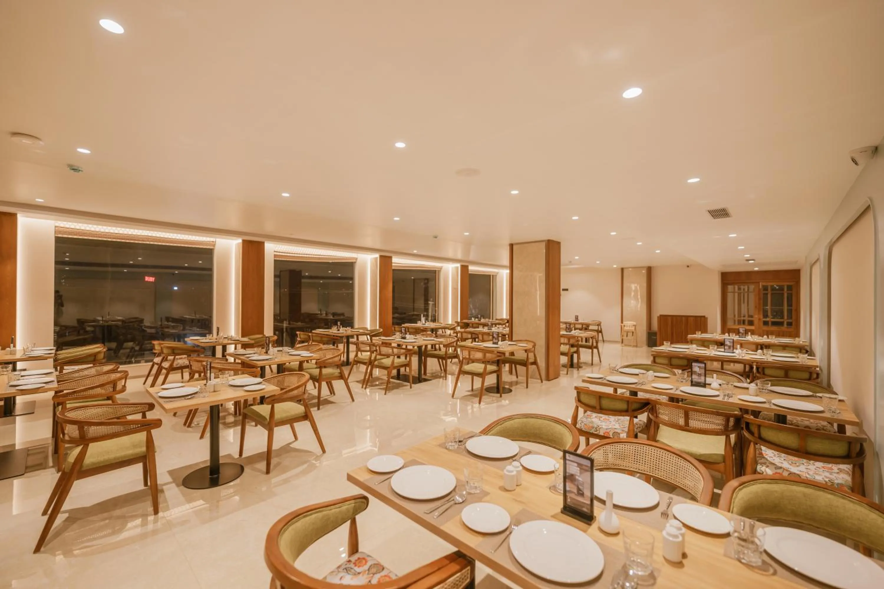 Loft Business Hotel