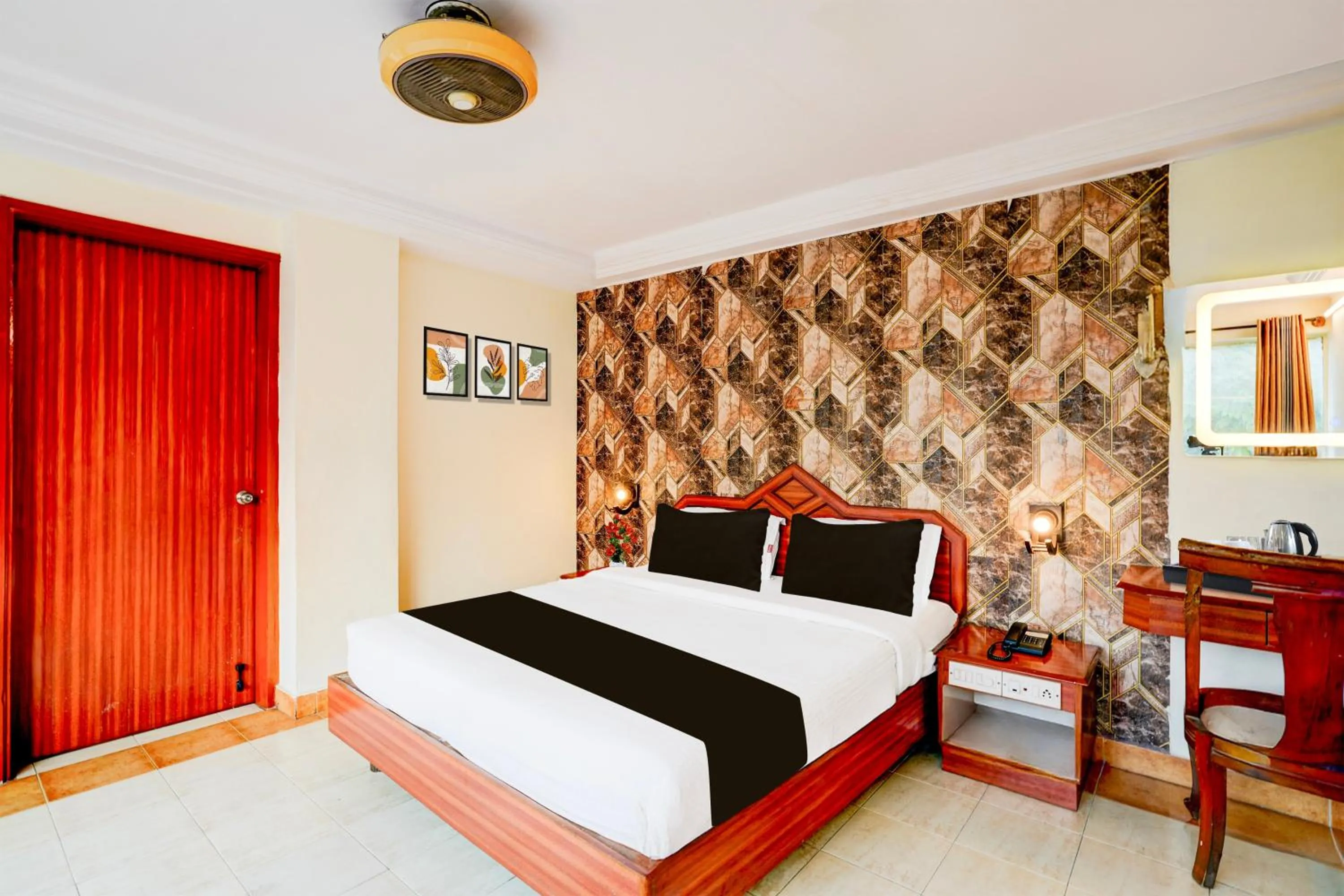 Bedroom, Bed in Super Townhouse Mysore Central Formerly Olive Star