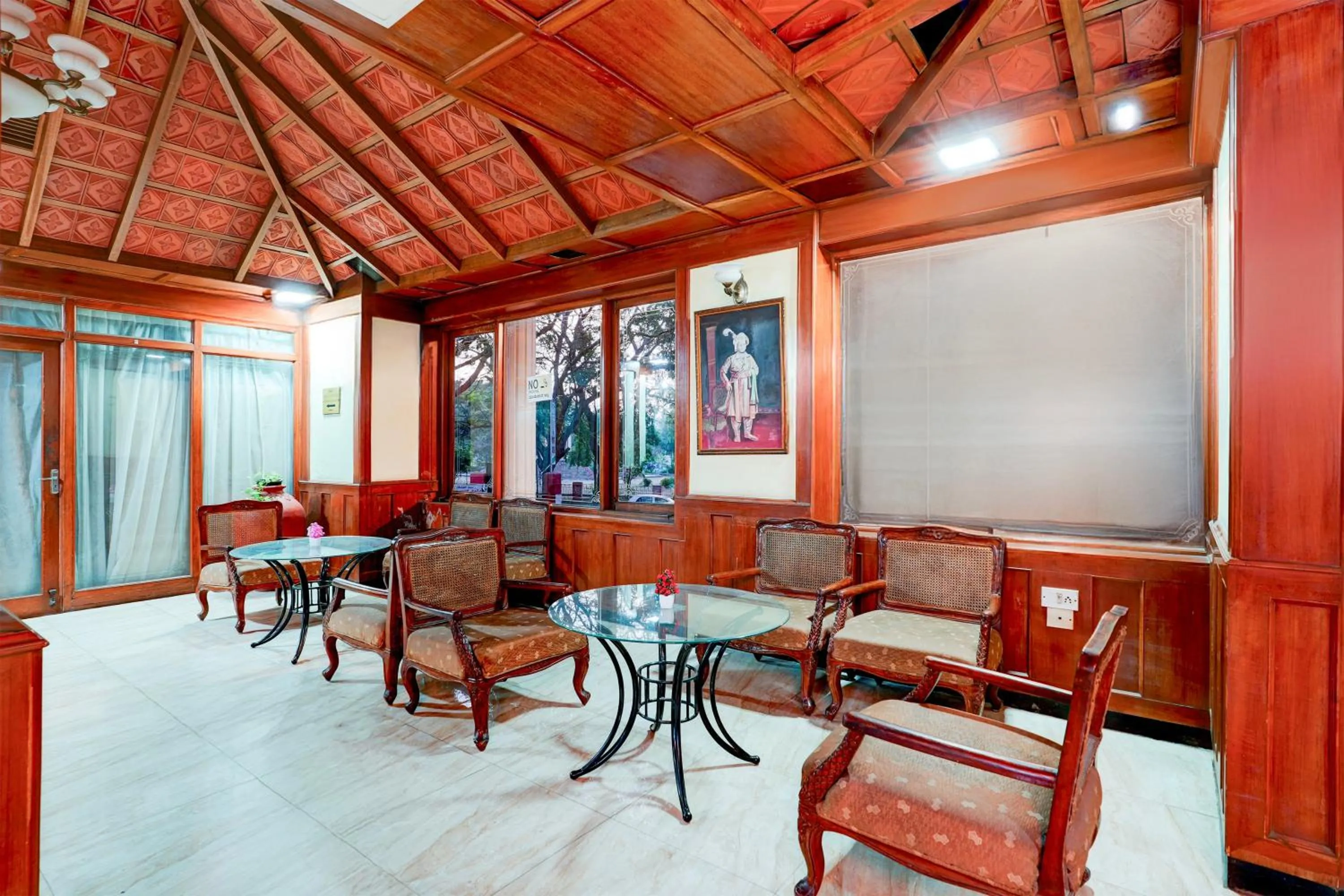 Lobby or reception in Super Townhouse Mysore Central Formerly Olive Star