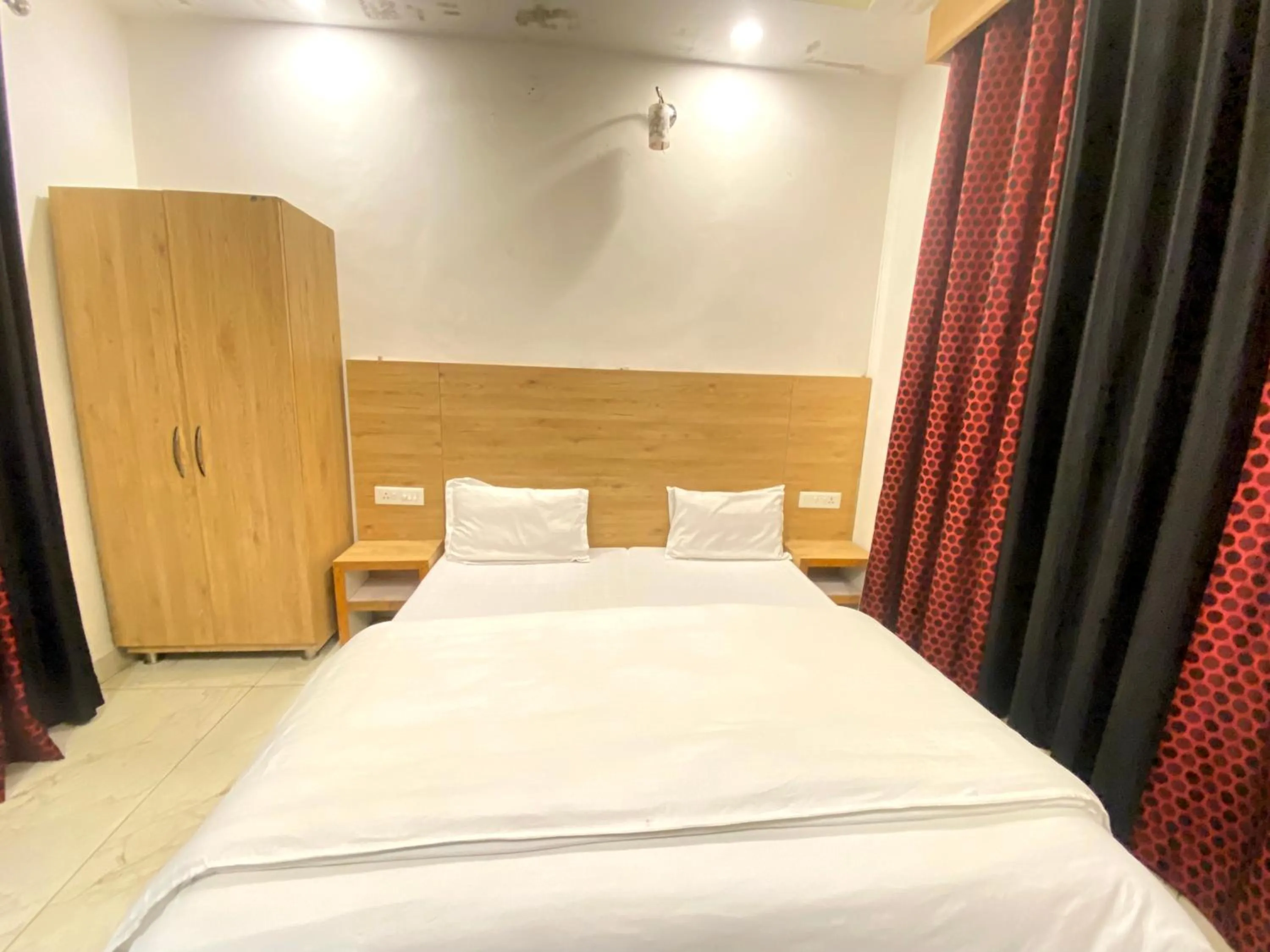 Bed in Sonu Guesthouse & Hostel, Rishikesh