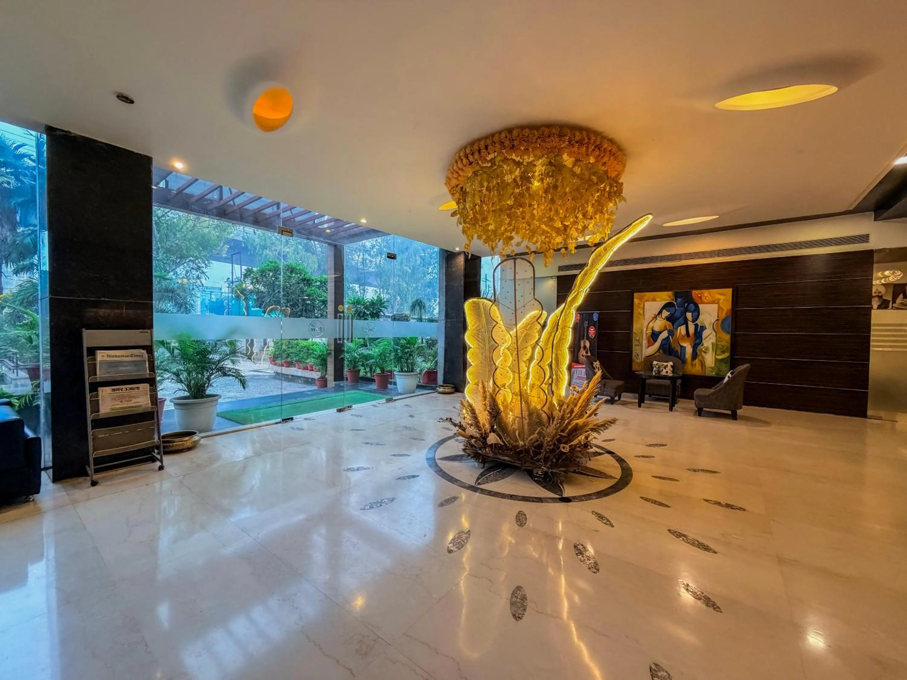 Lobby or reception in Spree Hotel Meerut