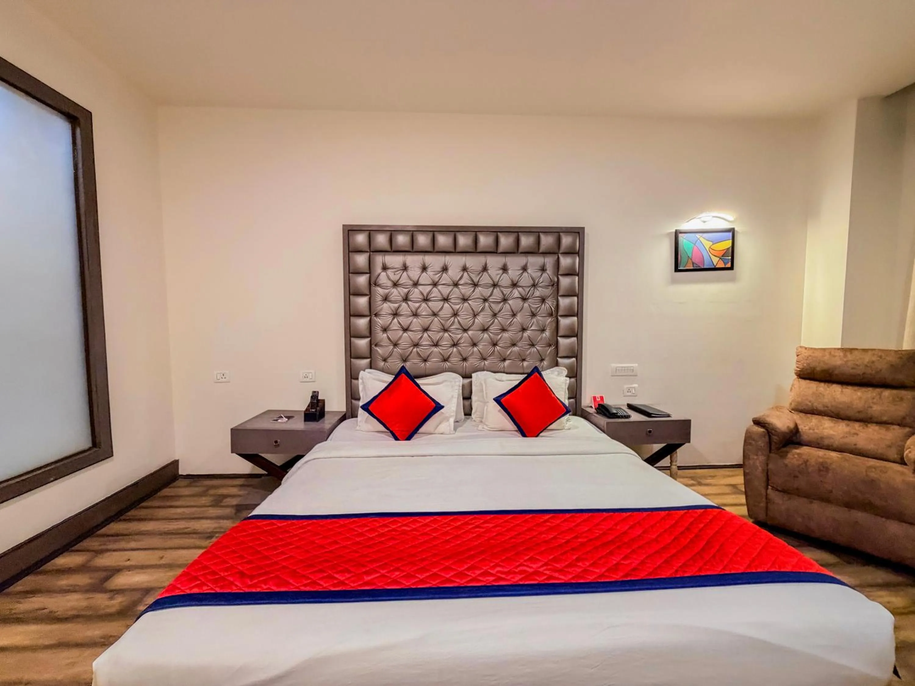 Bed in Spree Hotel Meerut