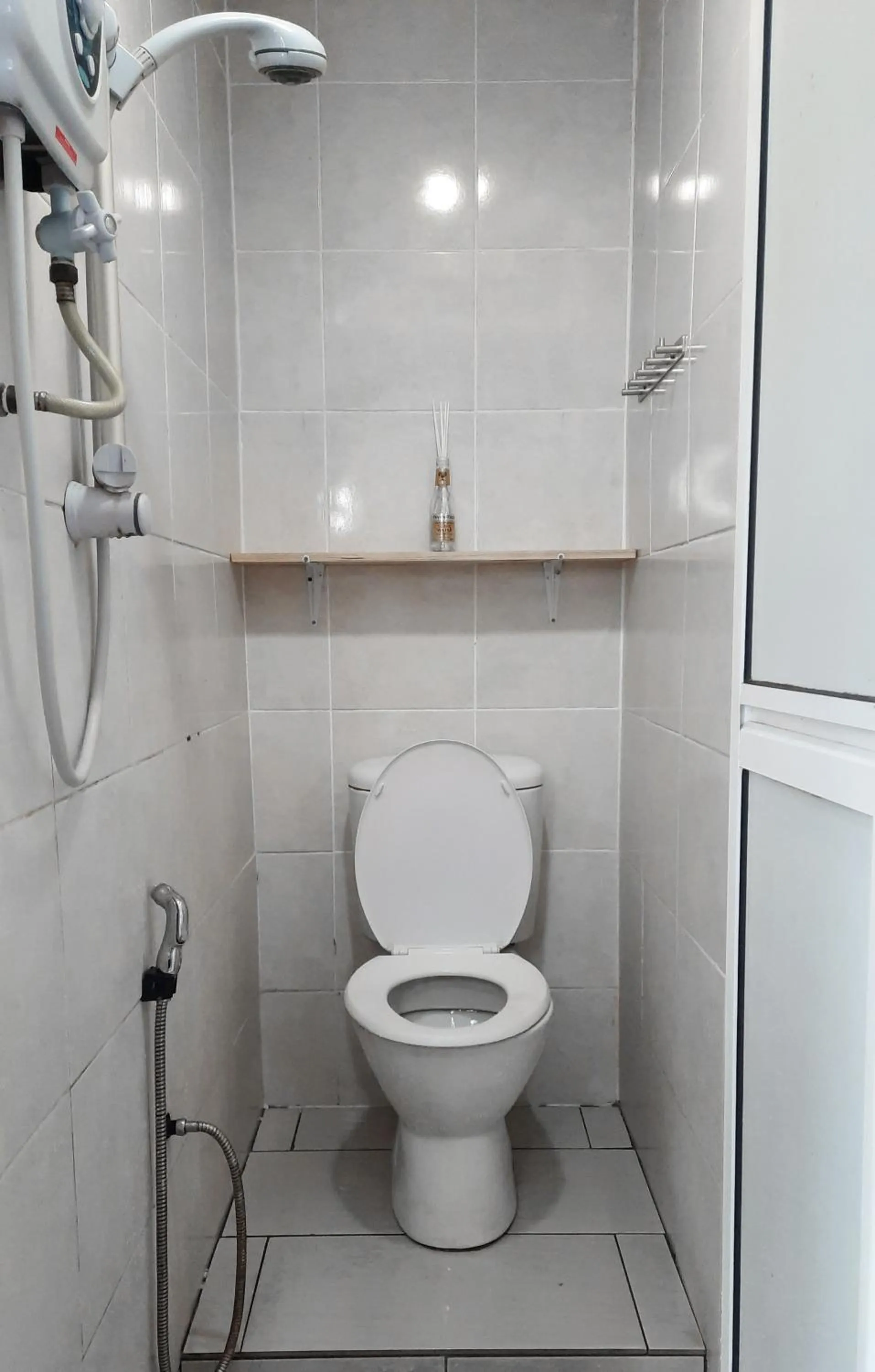 Bathroom in H2 Segama Backpacker