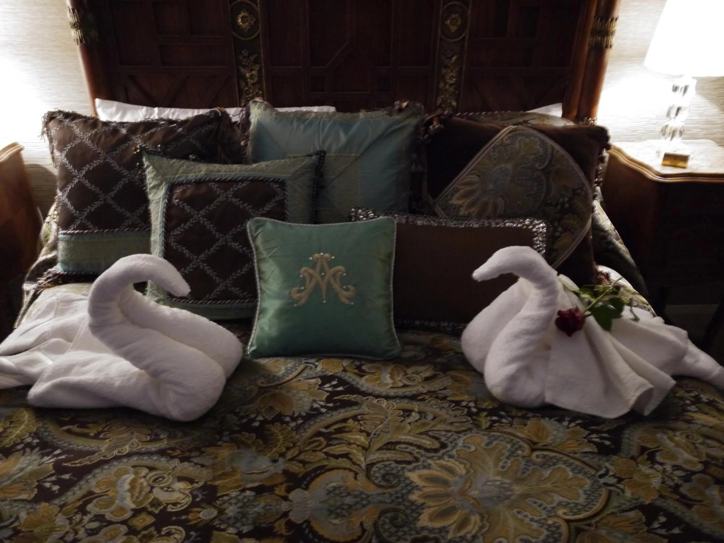 Bed in The Carriage Houses at Beechpark House