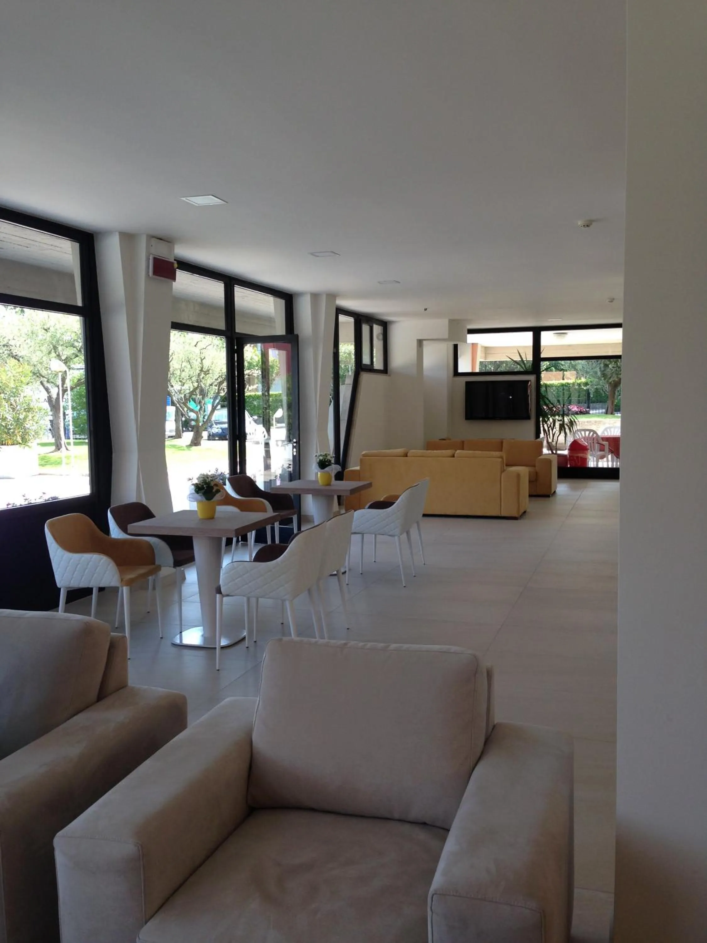 Day in Hotel Holiday