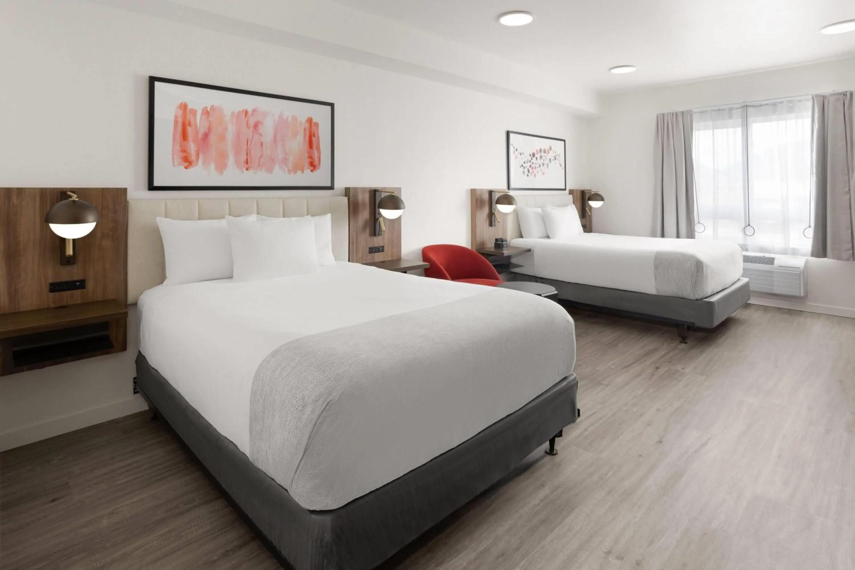 Photo of the whole room, Bed in Hawthorn Extended Stay by Wyndham Jackson Alpine