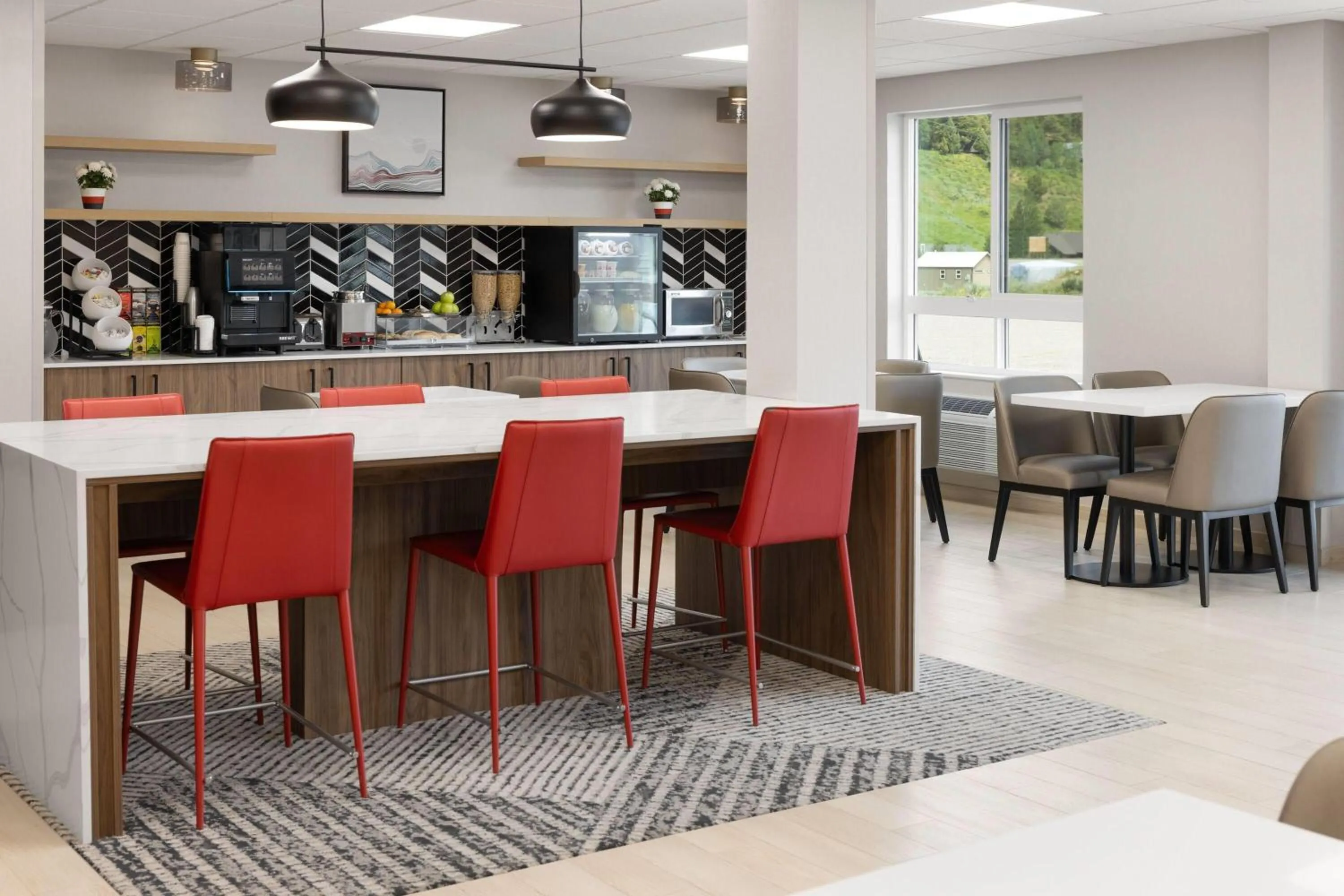 Breakfast in Hawthorn Extended Stay by Wyndham Jackson Alpine