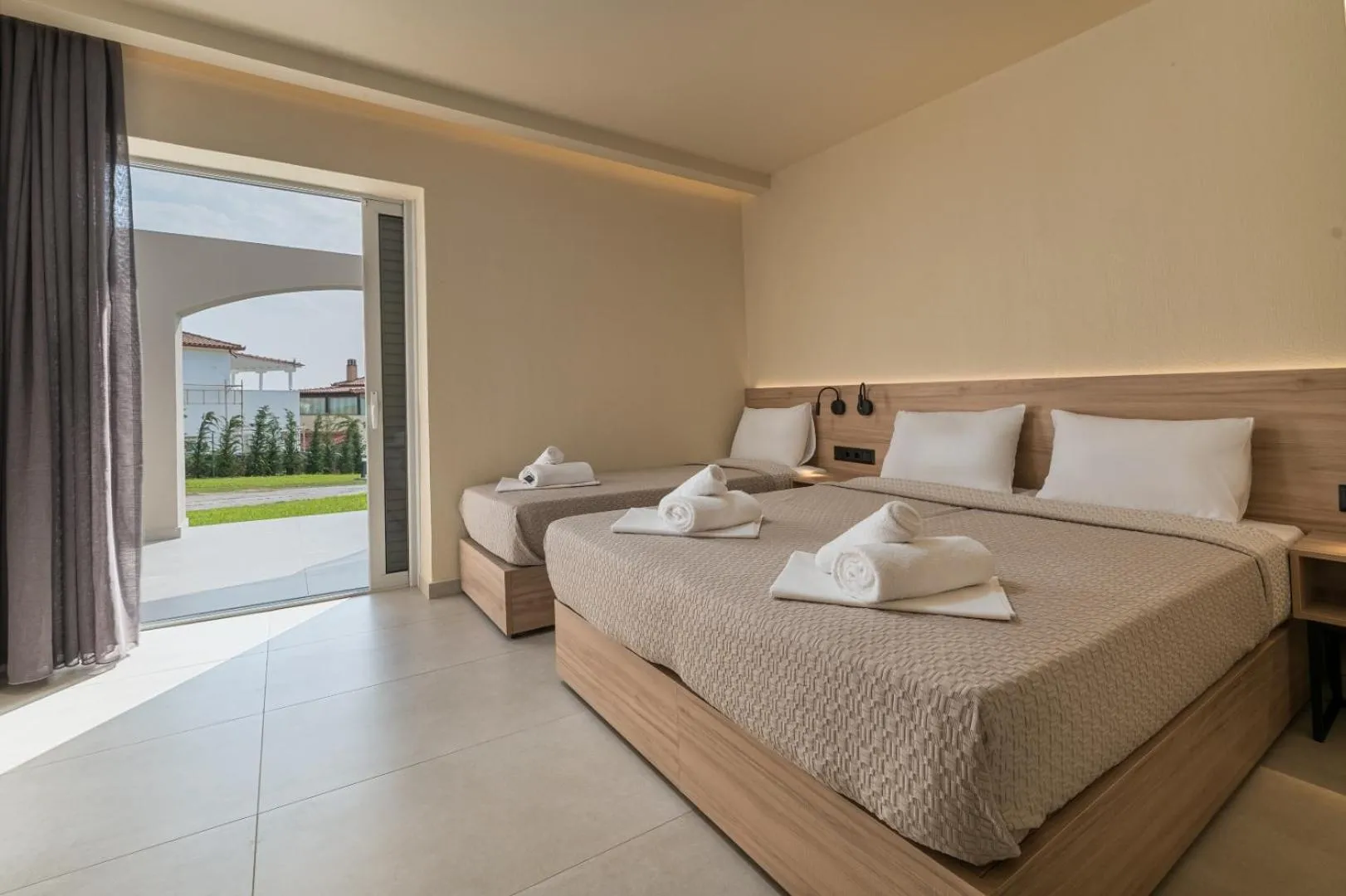 Bed in Arya Hotel