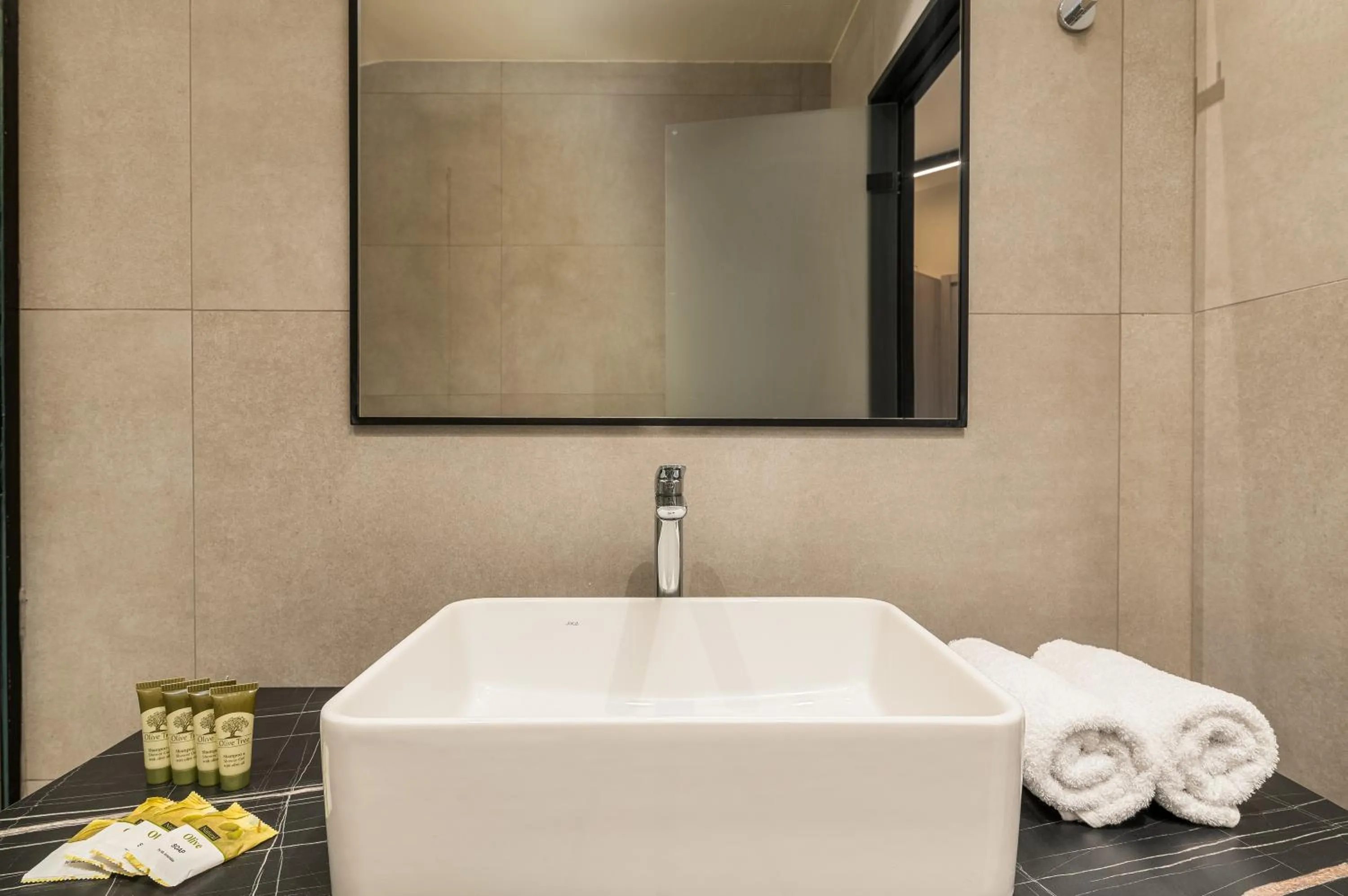 Bathroom in Arya Hotel