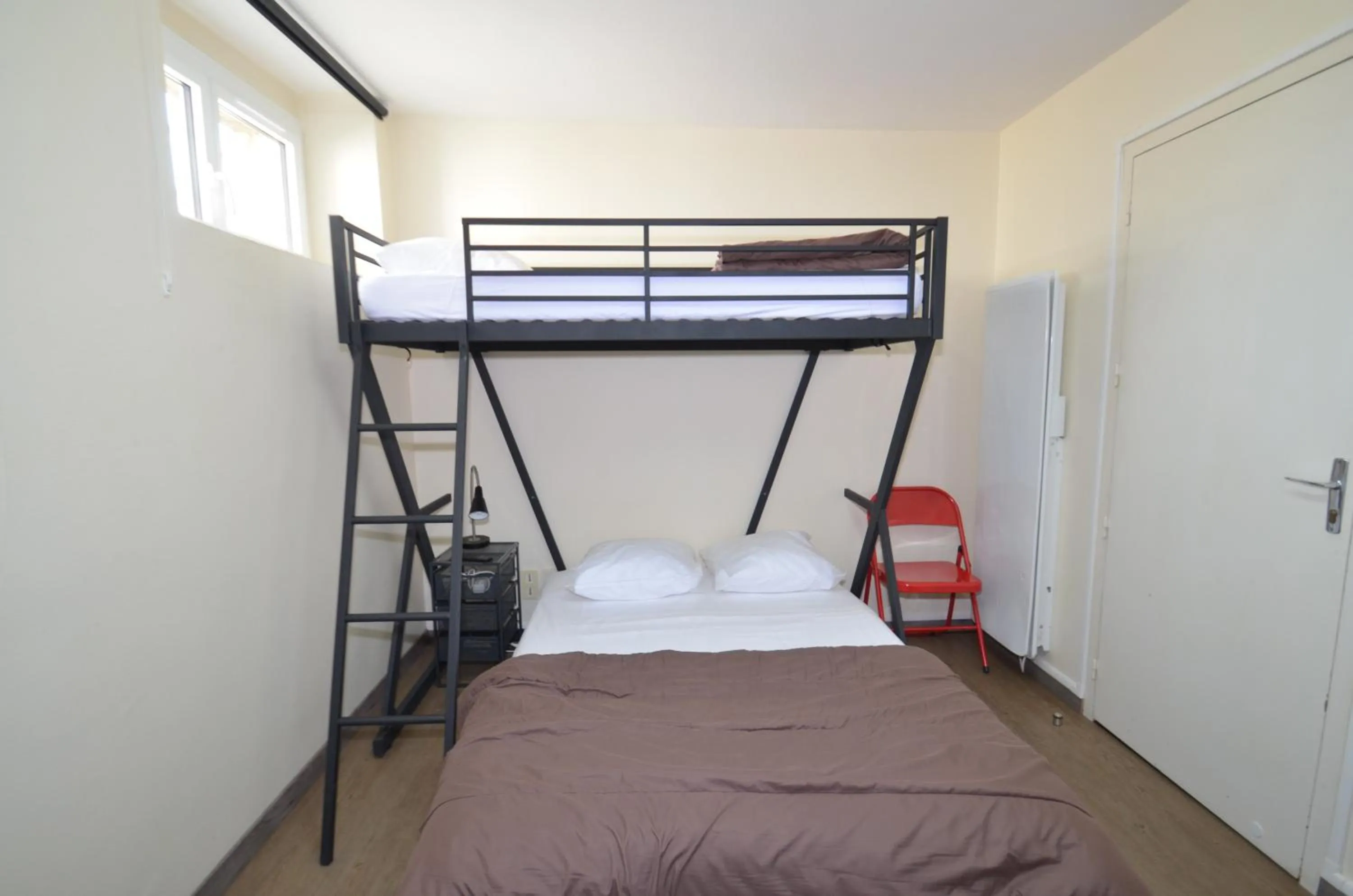 bunk bed, Bed in Appart-alma