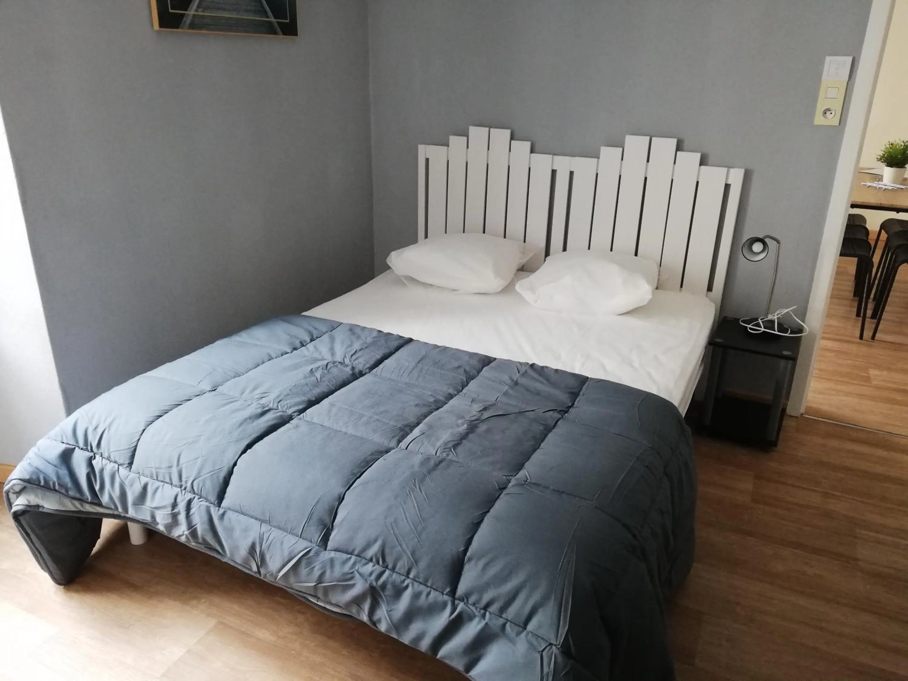 Bed in Appart-alma