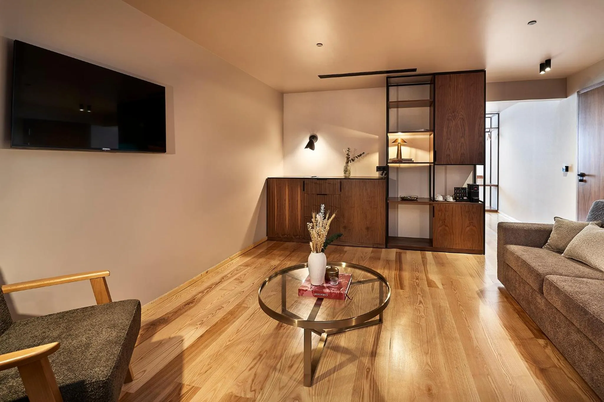 Bedroom in The Log Porto Hotel by Piamonte Hotels