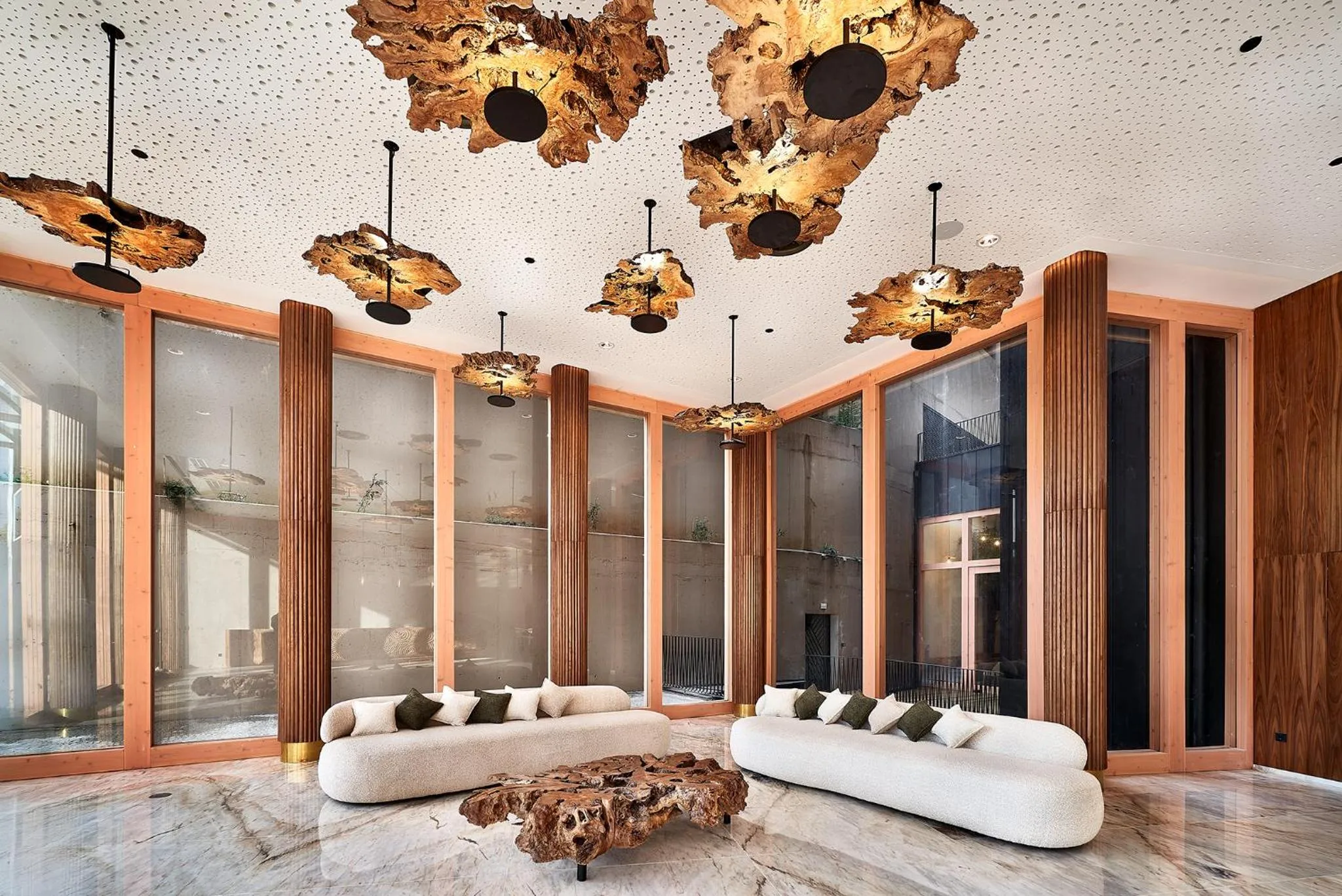 Lobby or reception in The Log Porto Hotel by Piamonte Hotels