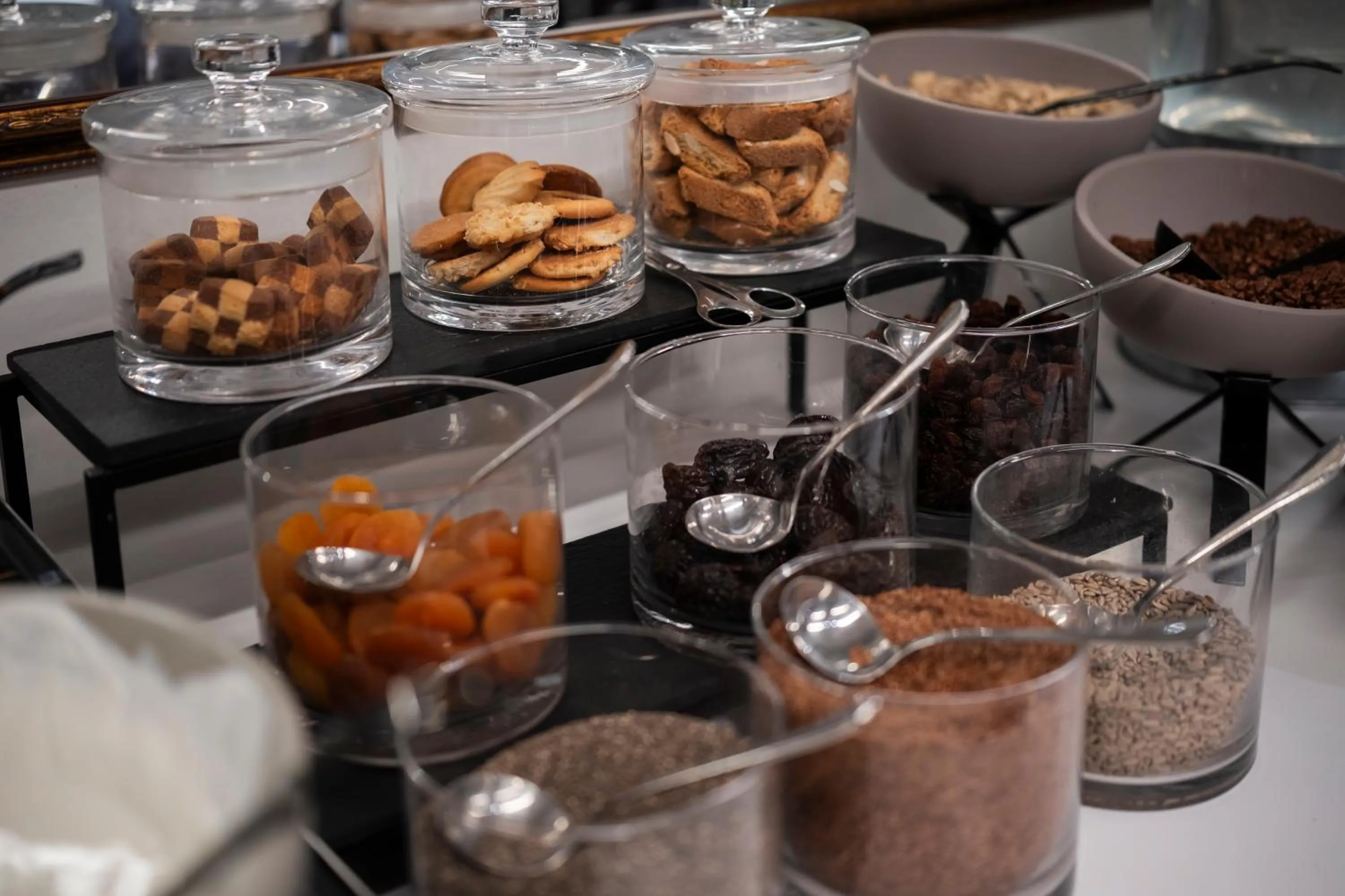 Buffet breakfast in Duomo Hotel & Apartments