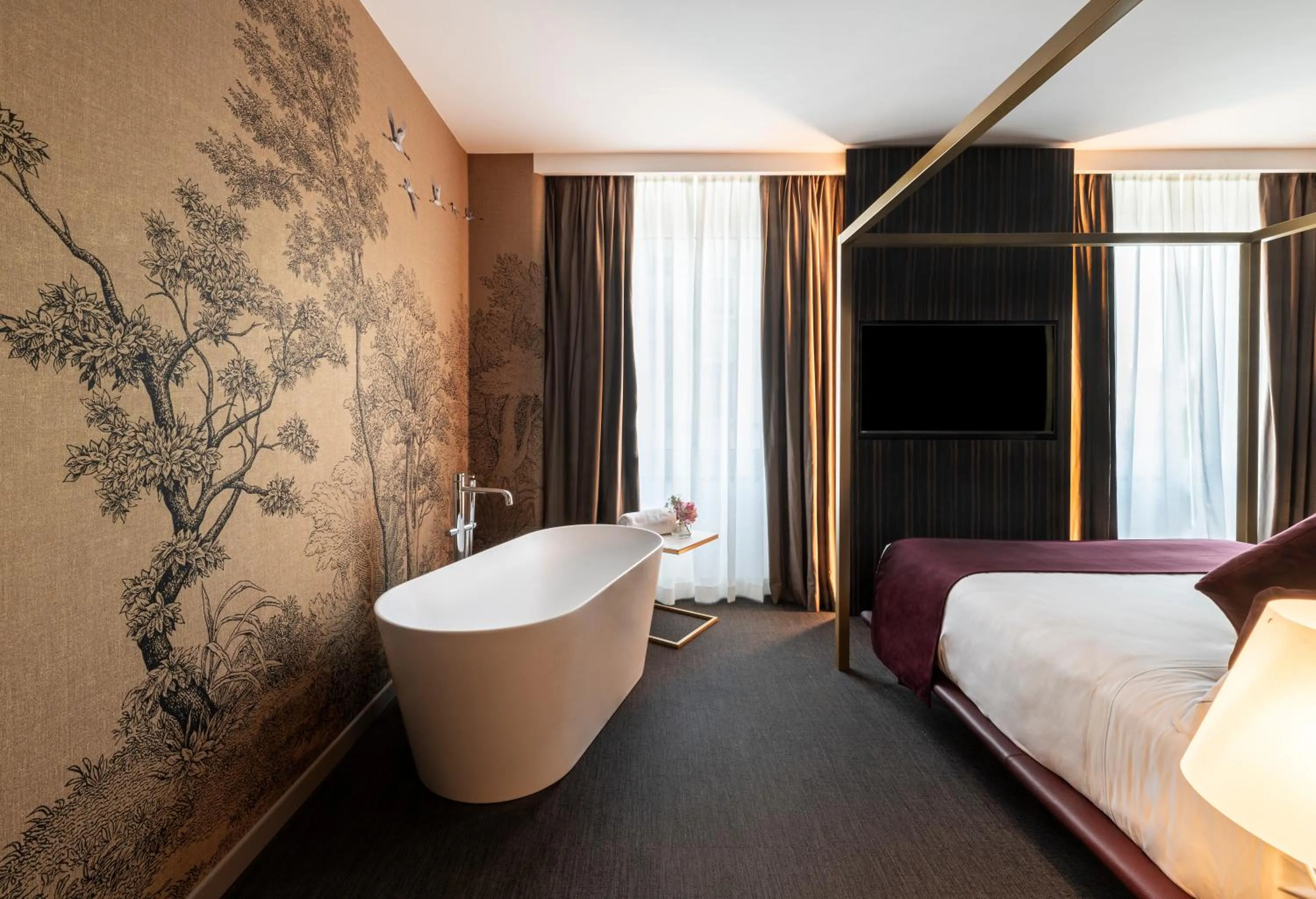 Bed in Duomo Hotel & Apartments