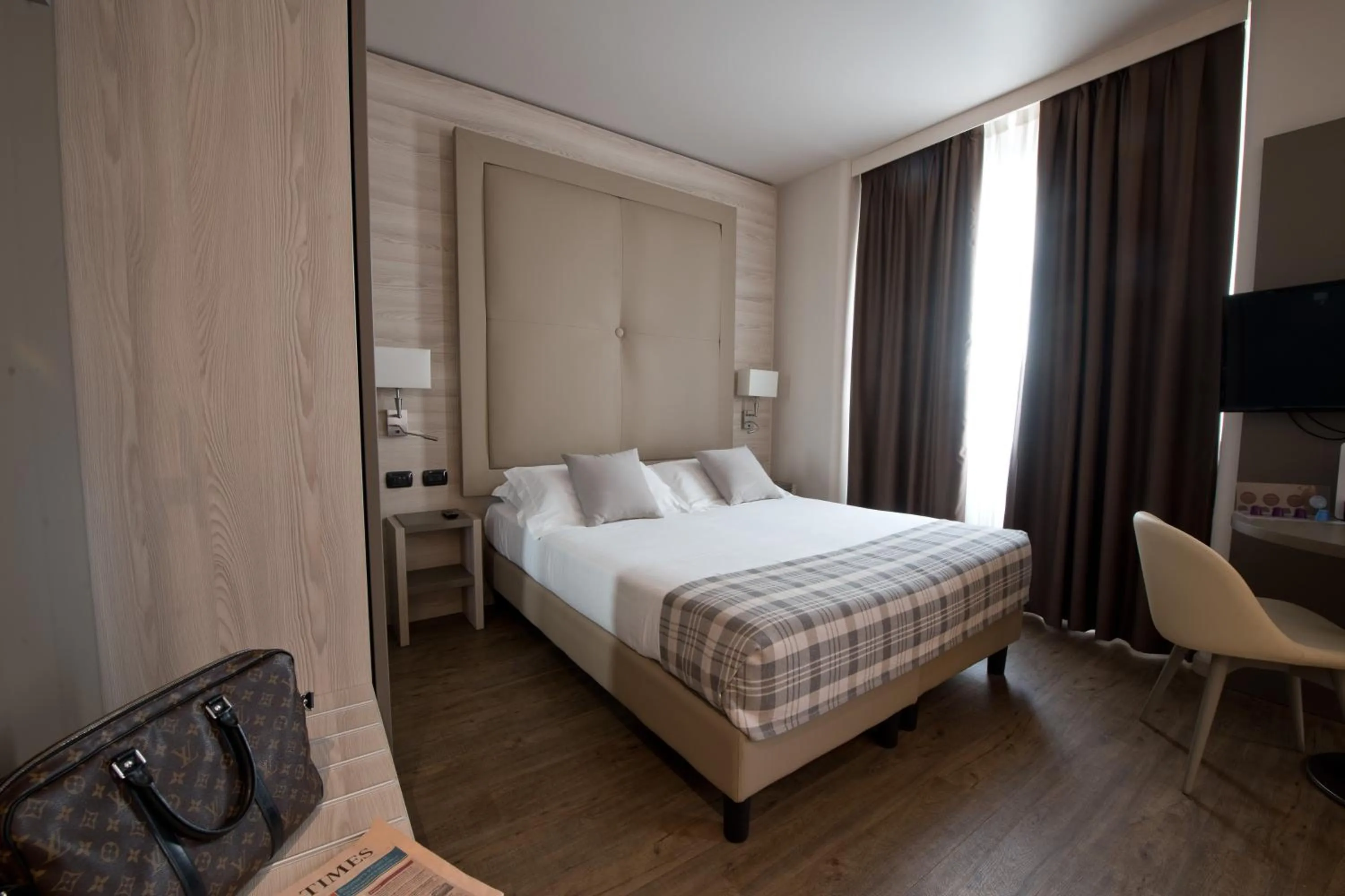 Bedroom, Bed in Duomo Hotel & Apartments