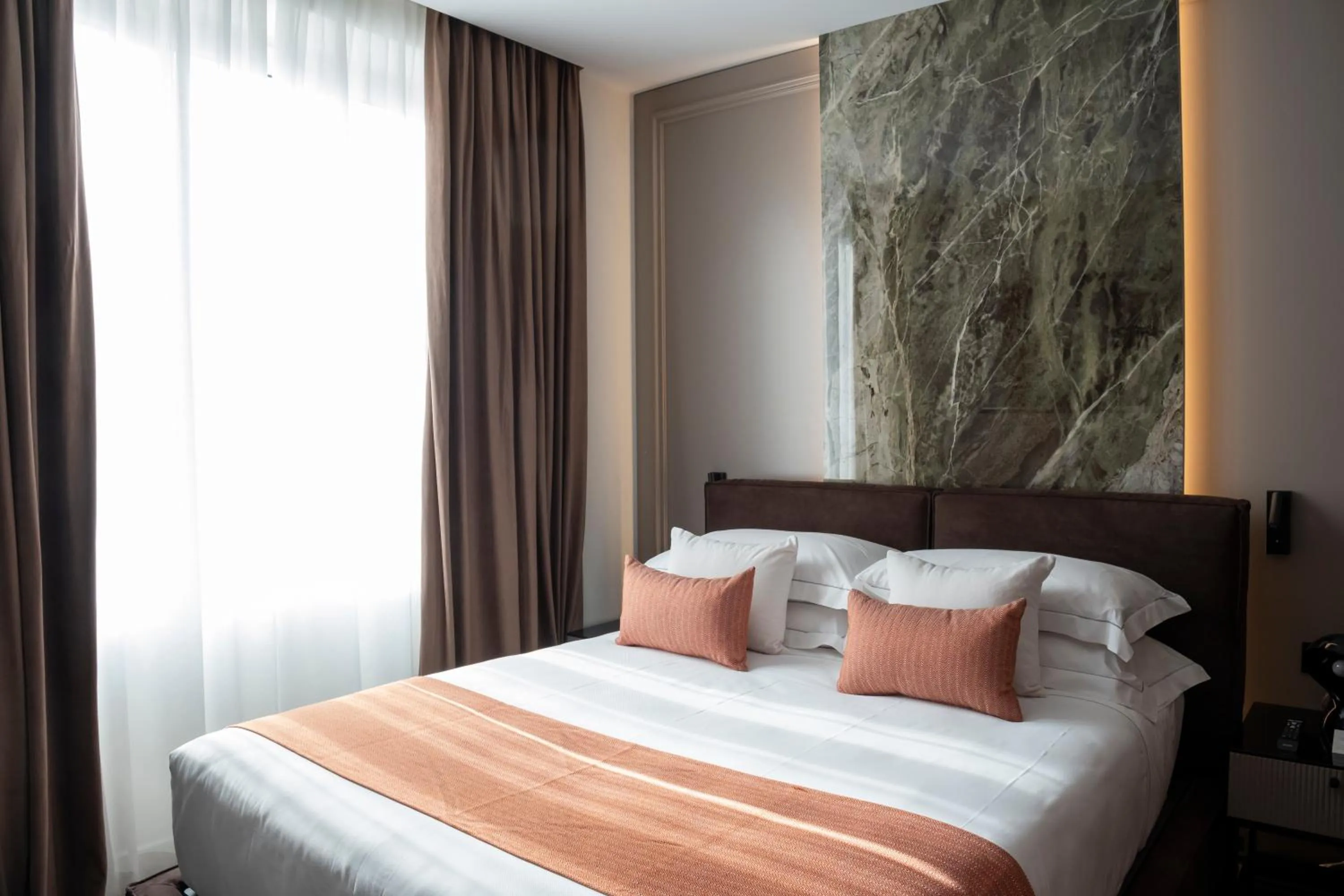 Bedroom, Bed in Duomo Hotel & Apartments