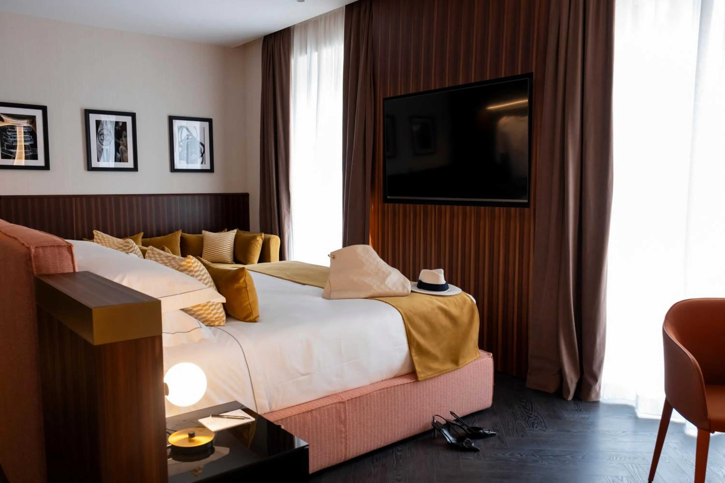 Bedroom, Bed in Duomo Hotel & Apartments