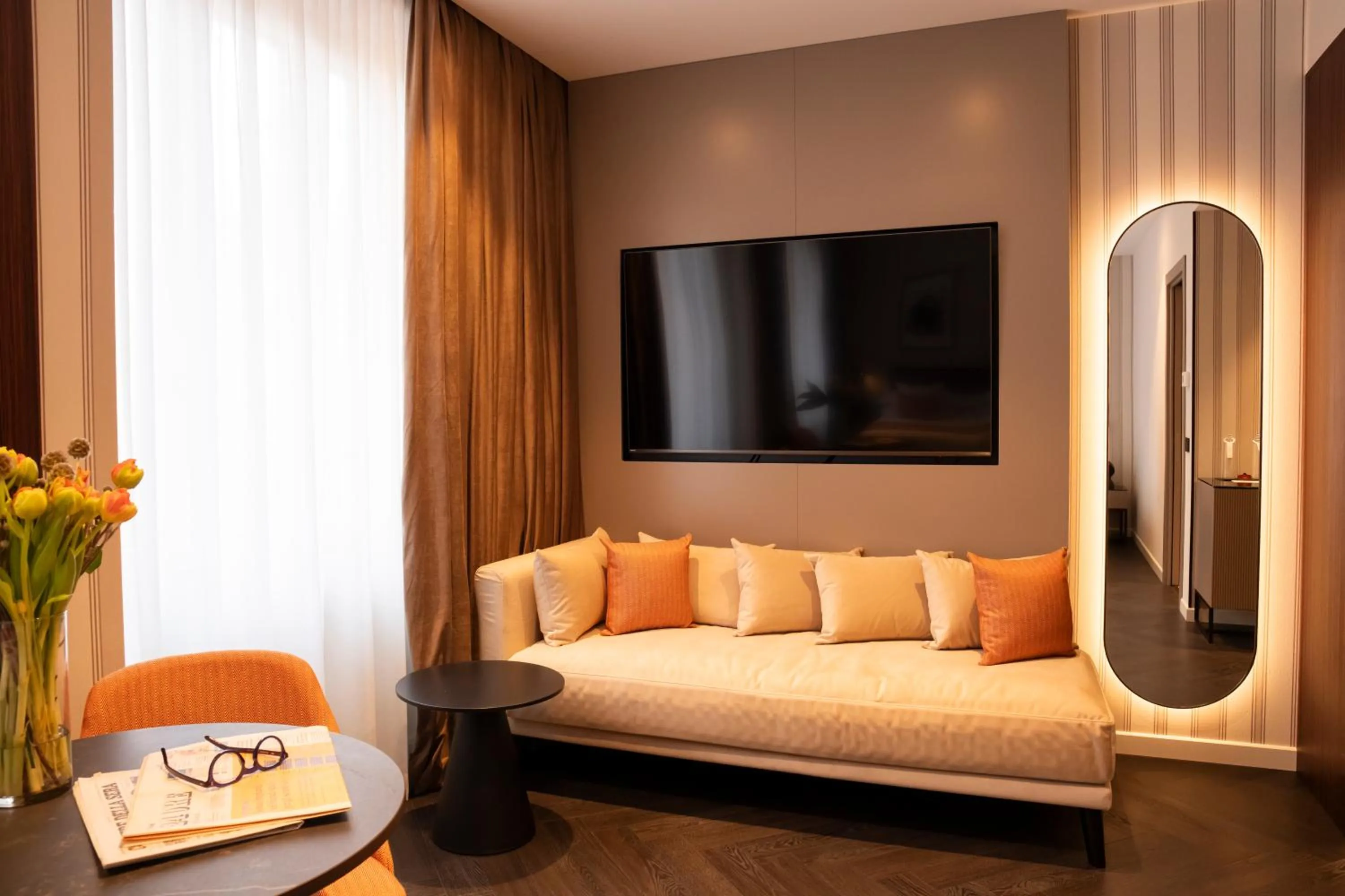 Photo of the whole room in Duomo Hotel & Apartments