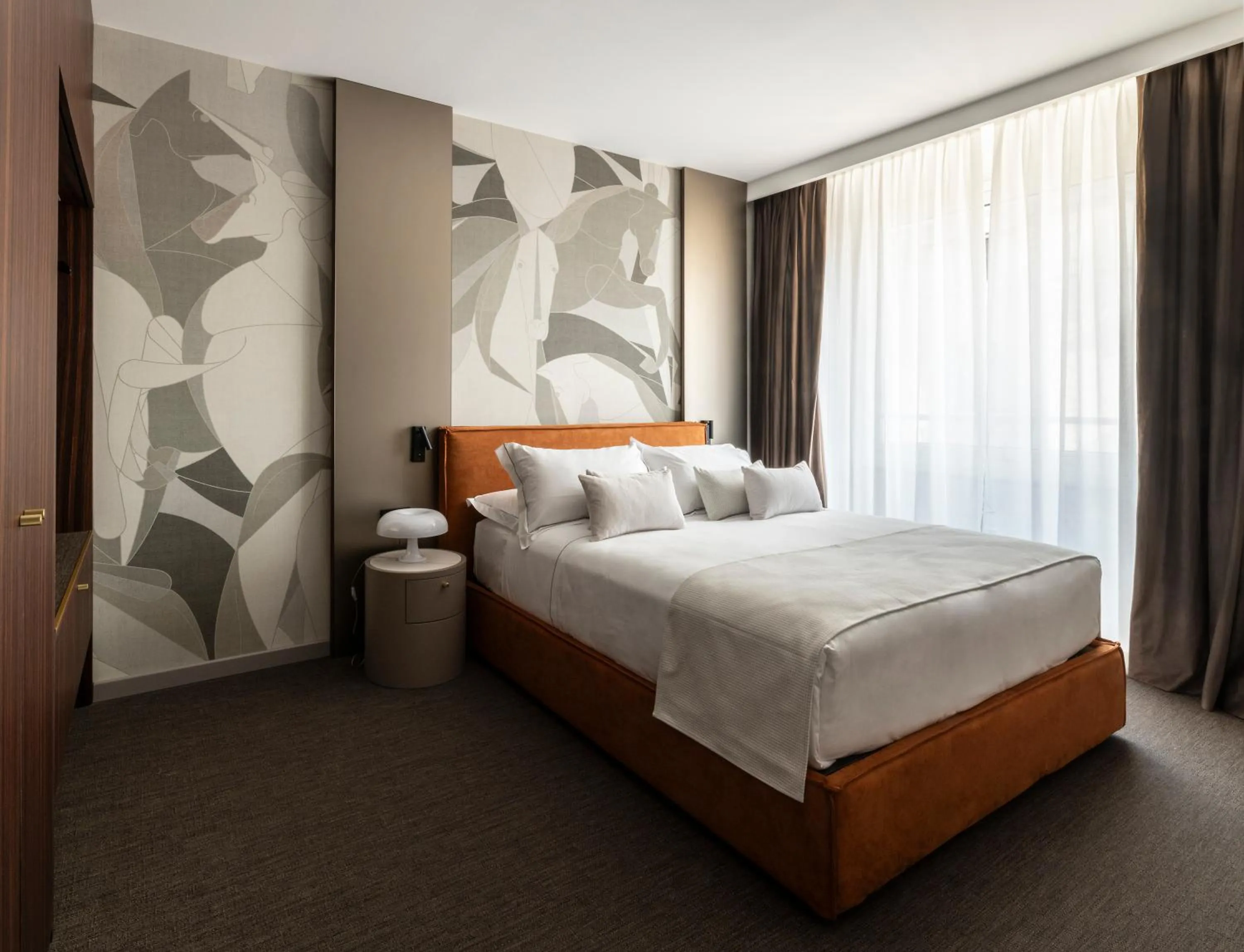 Bed in Duomo Hotel & Apartments