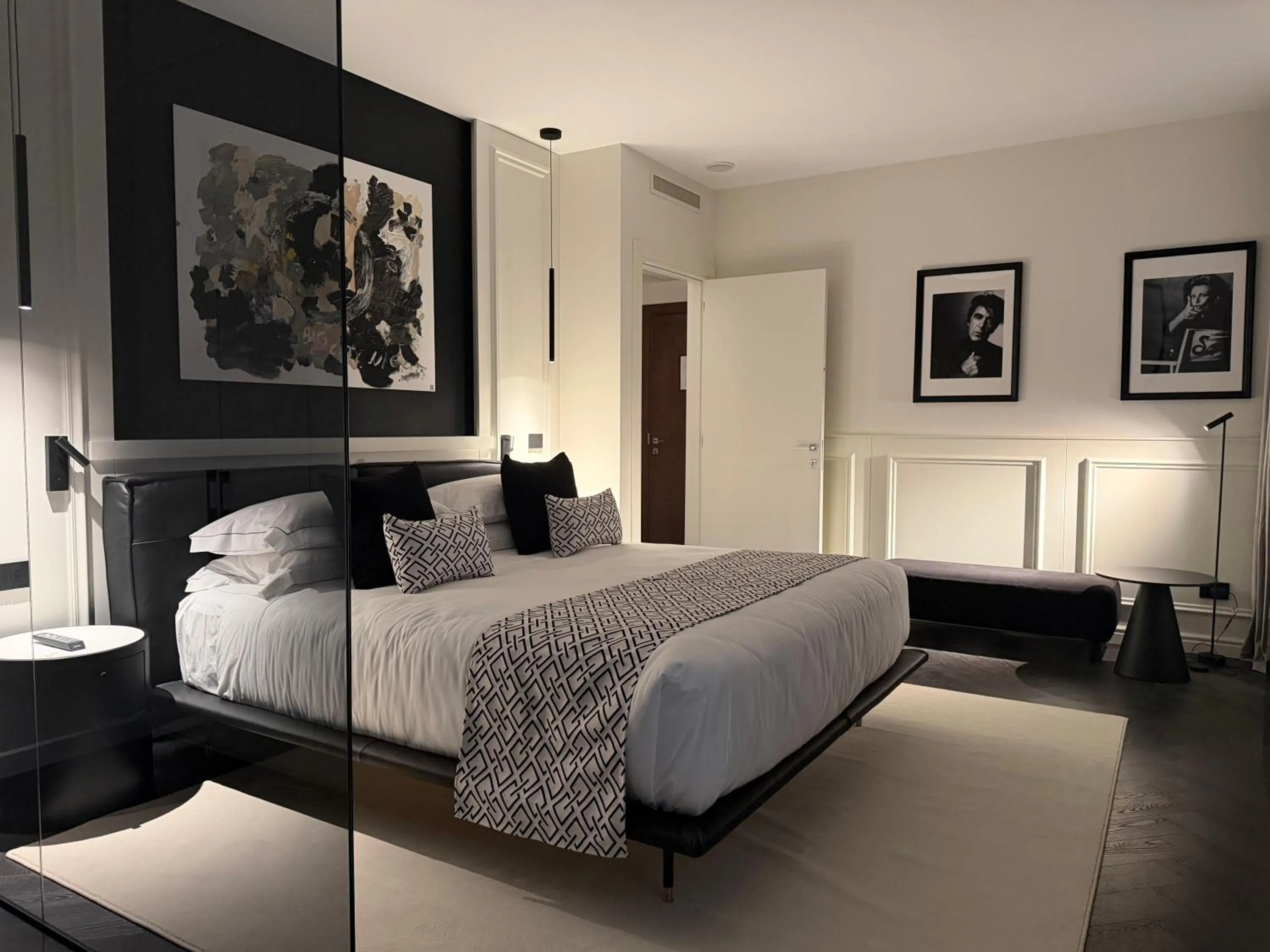 Photo of the whole room, Bed in Duomo Hotel & Apartments