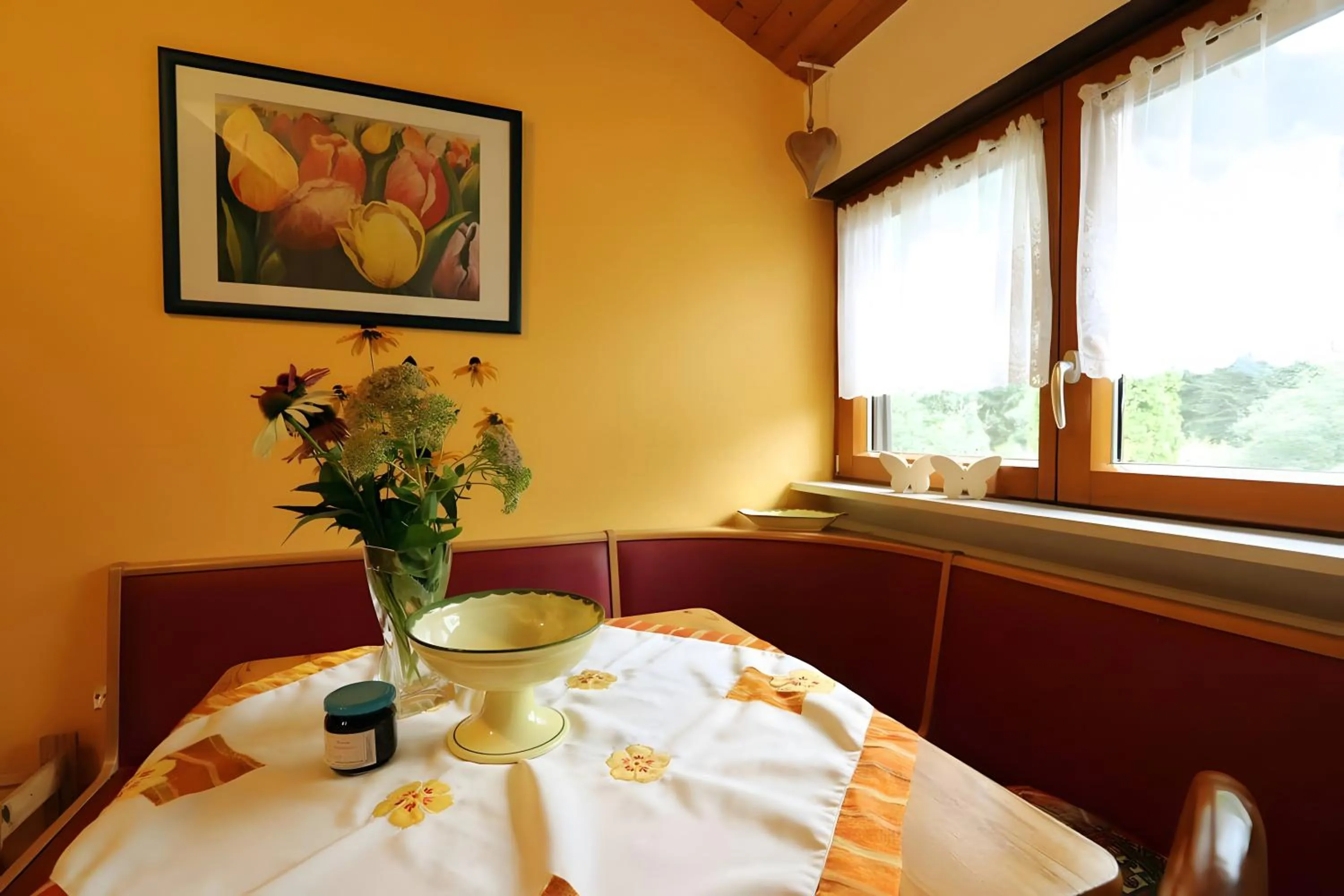 Property building in Gasthaus Zur Linde Ferienwohnungen