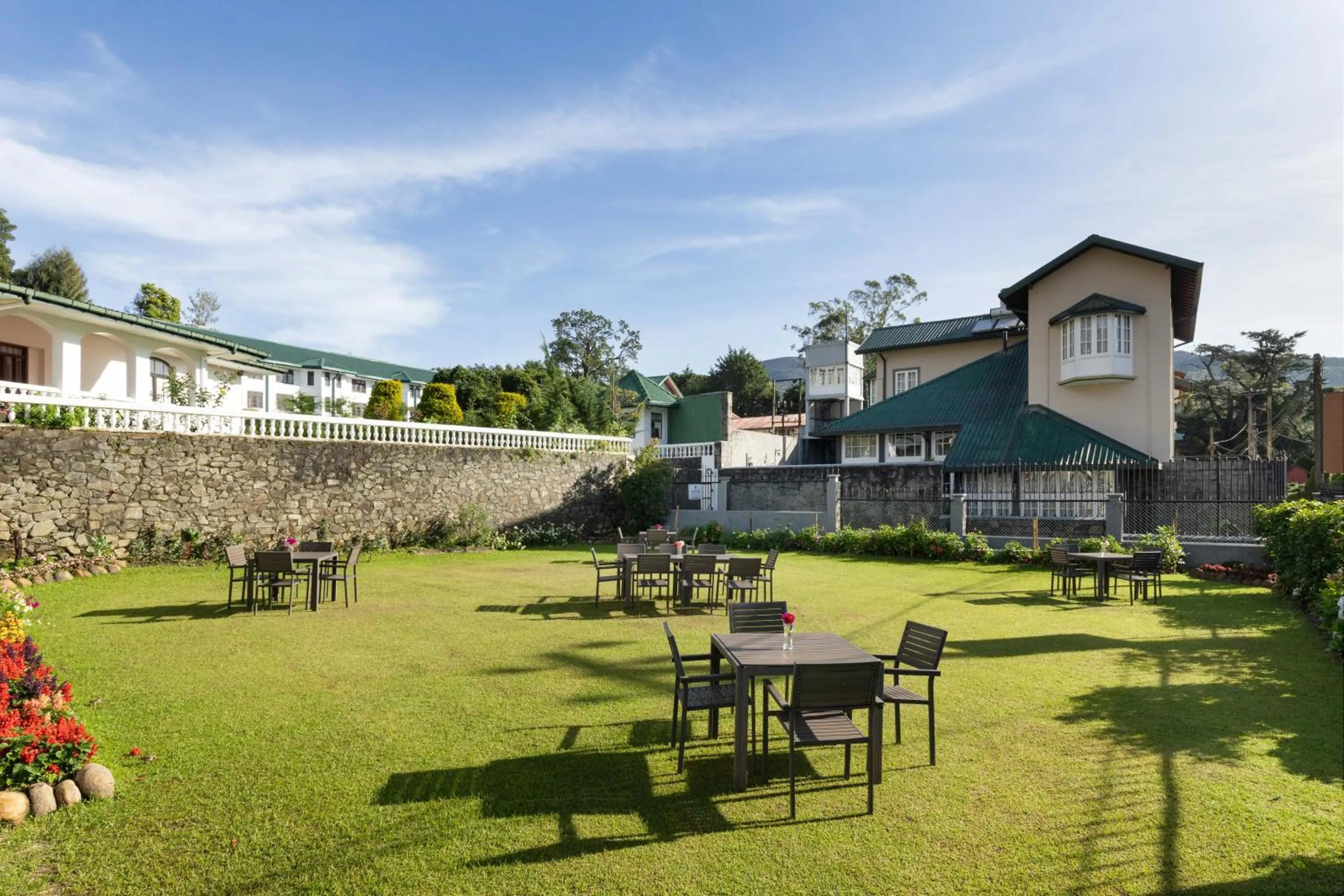 Restaurant/places to eat in Grand Bungalow Nuwara Eliya by Seven Angels