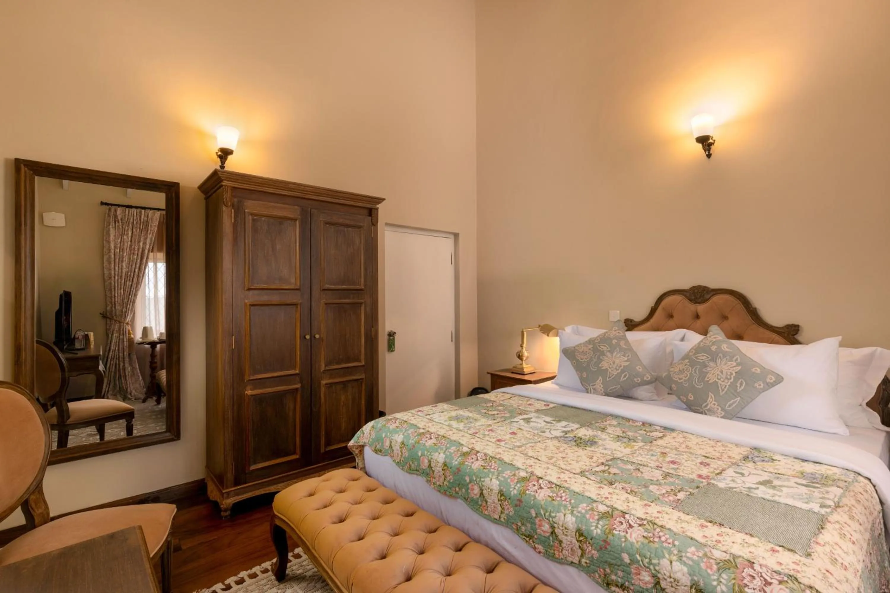 Bedroom, Bed in Grand Bungalow Nuwara Eliya by Seven Angels