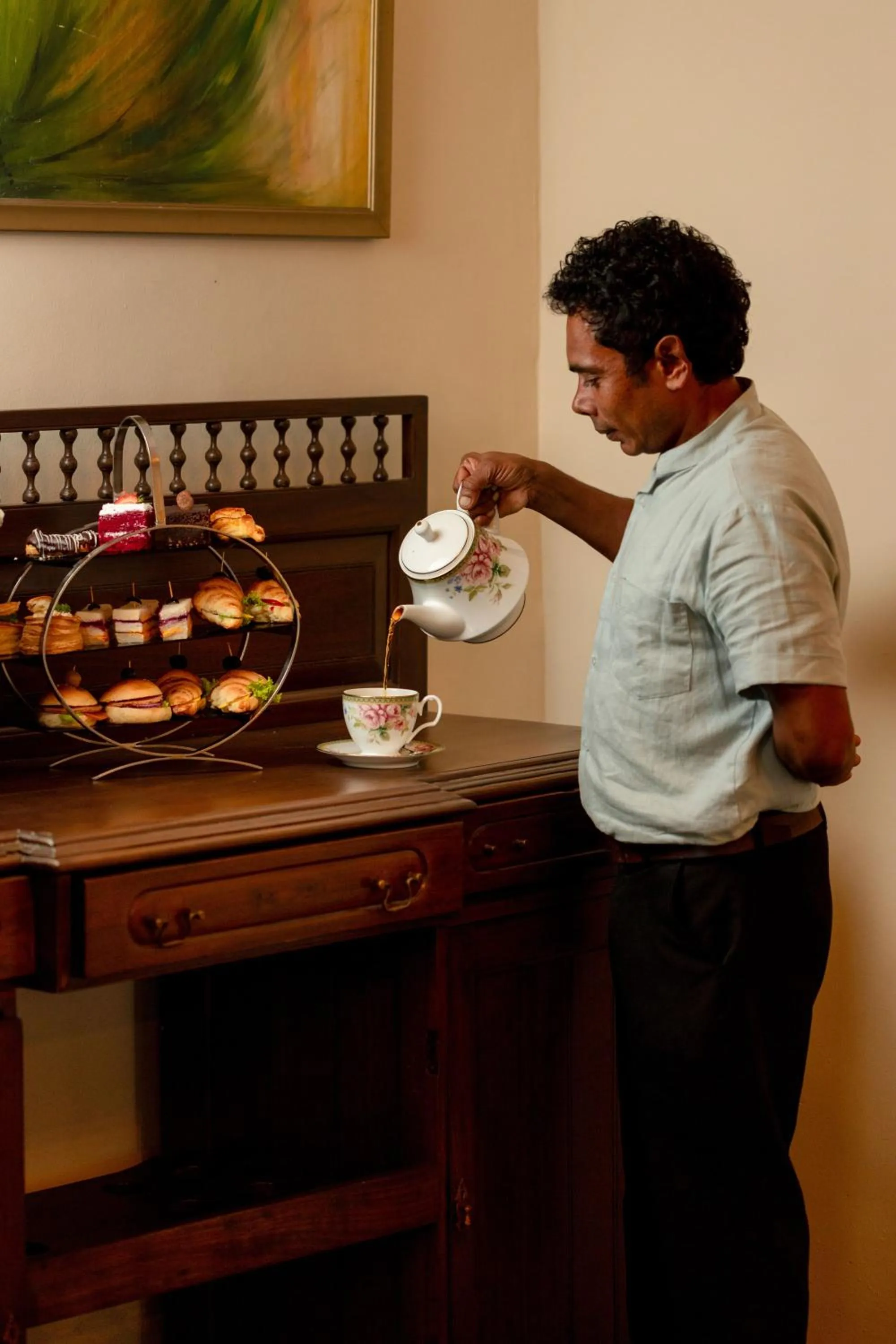 Food and drinks in Grand Bungalow Nuwara Eliya by Seven Angels