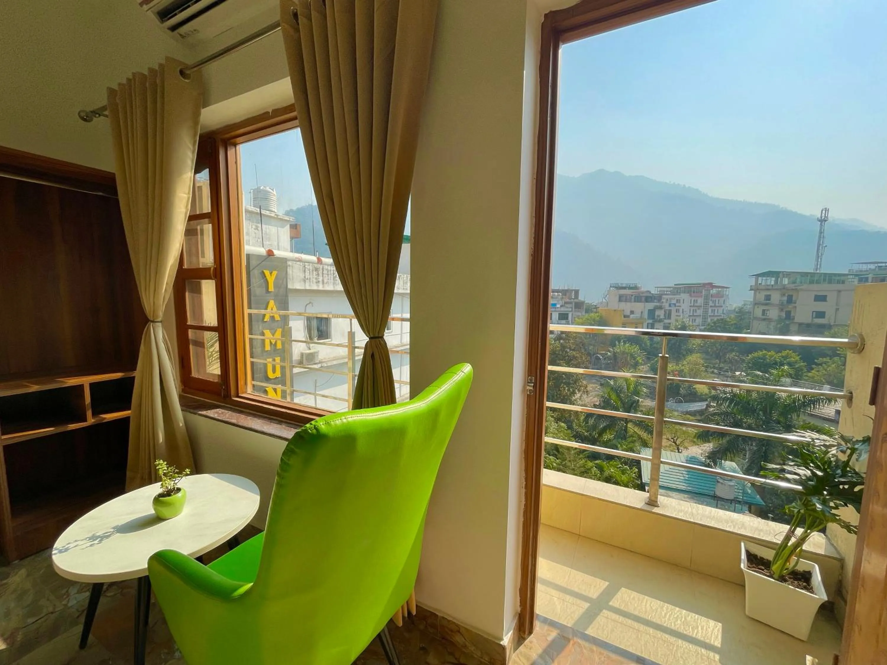 Balcony/Terrace in Wanna Stay Rishikesh
