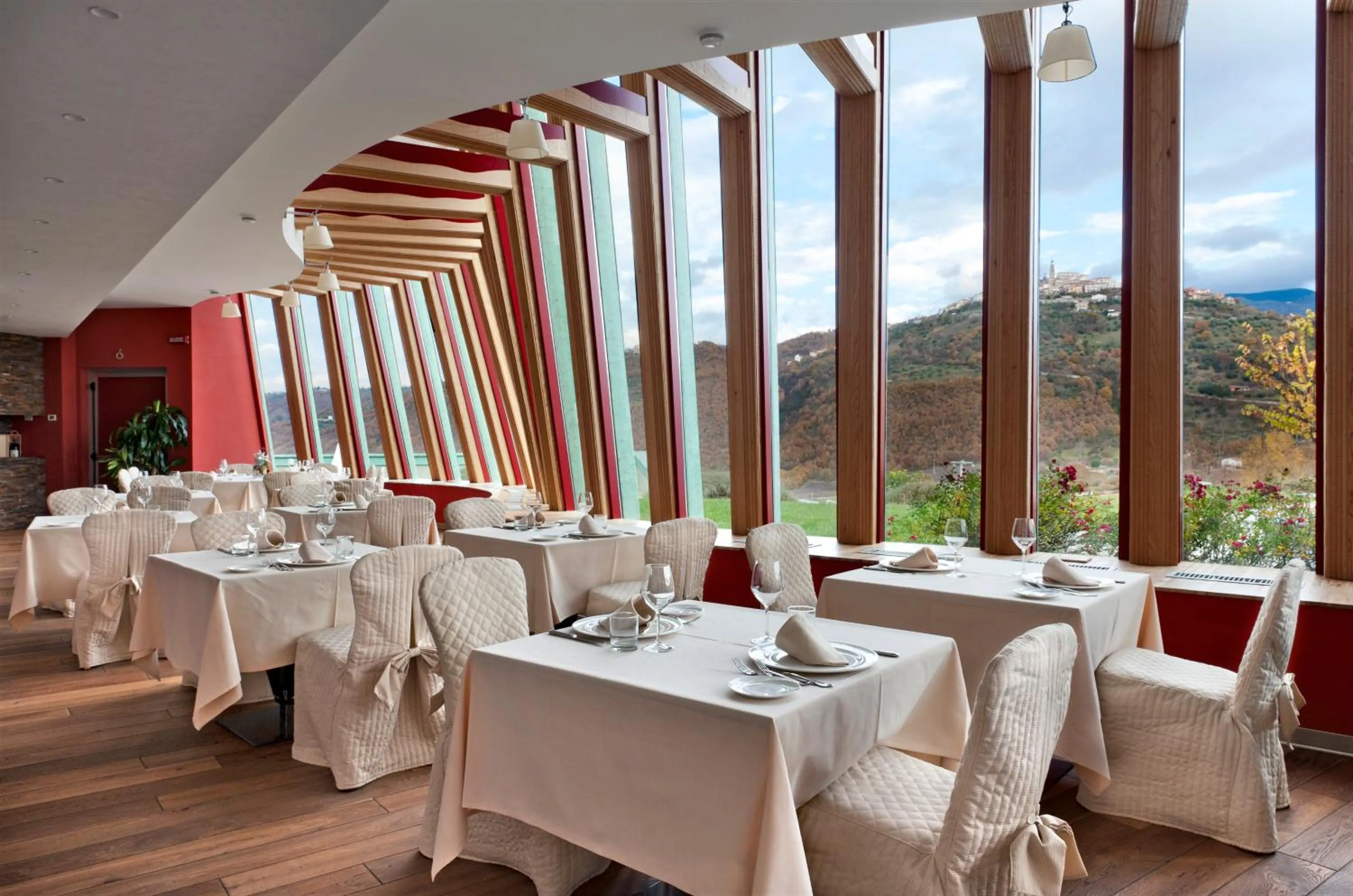 Restaurant/places to eat in Bouganville Hill Resort & Wellness Space