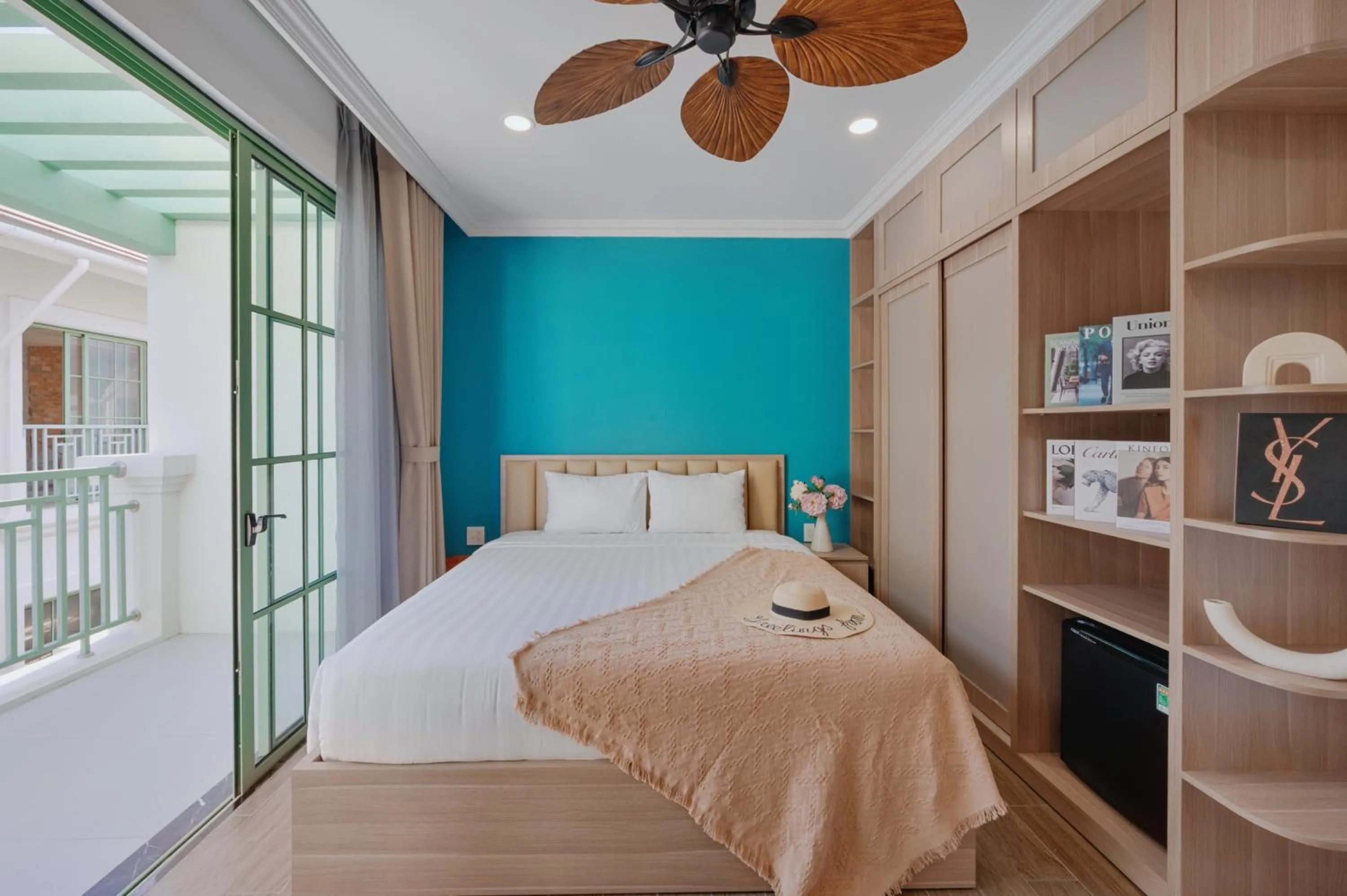 Bed in La isla Apartments & Villas - Sea View & Fireworks Phu Quoc